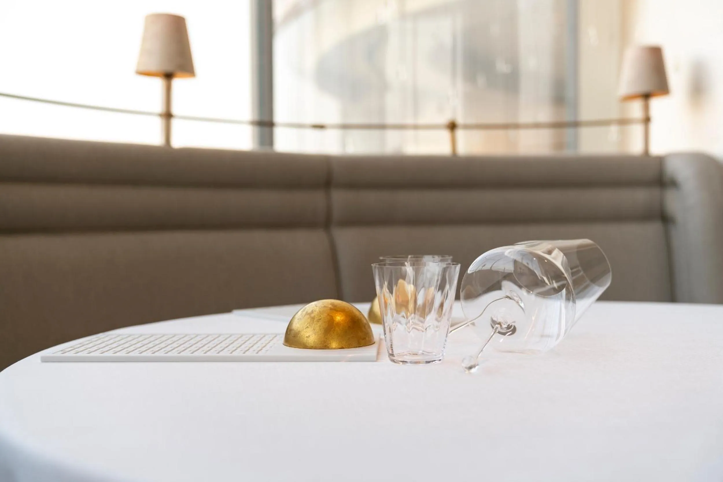 Restaurant/places to eat in lebua at State Tower