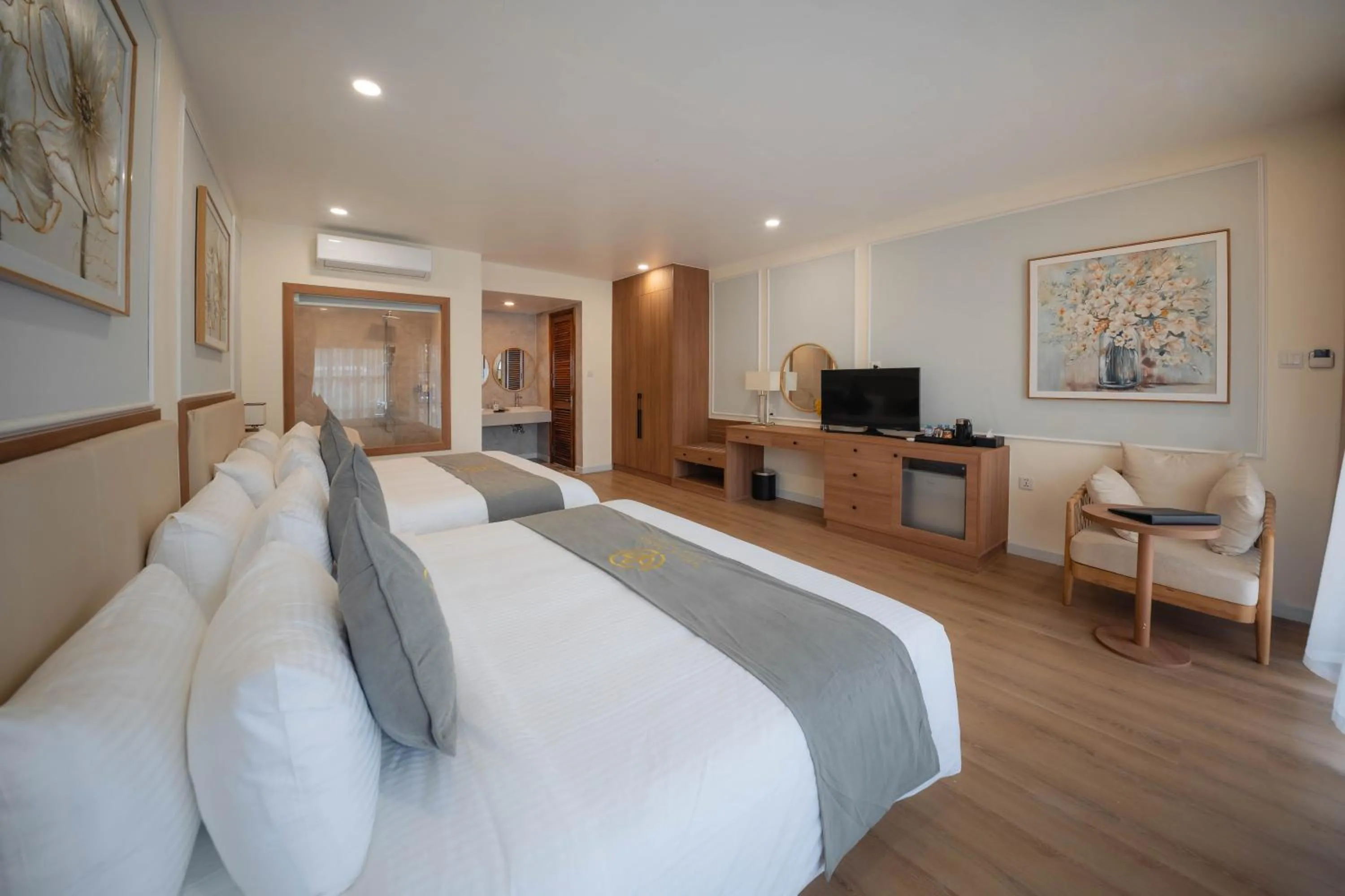 Photo of the whole room, Bed in Villa Oasis