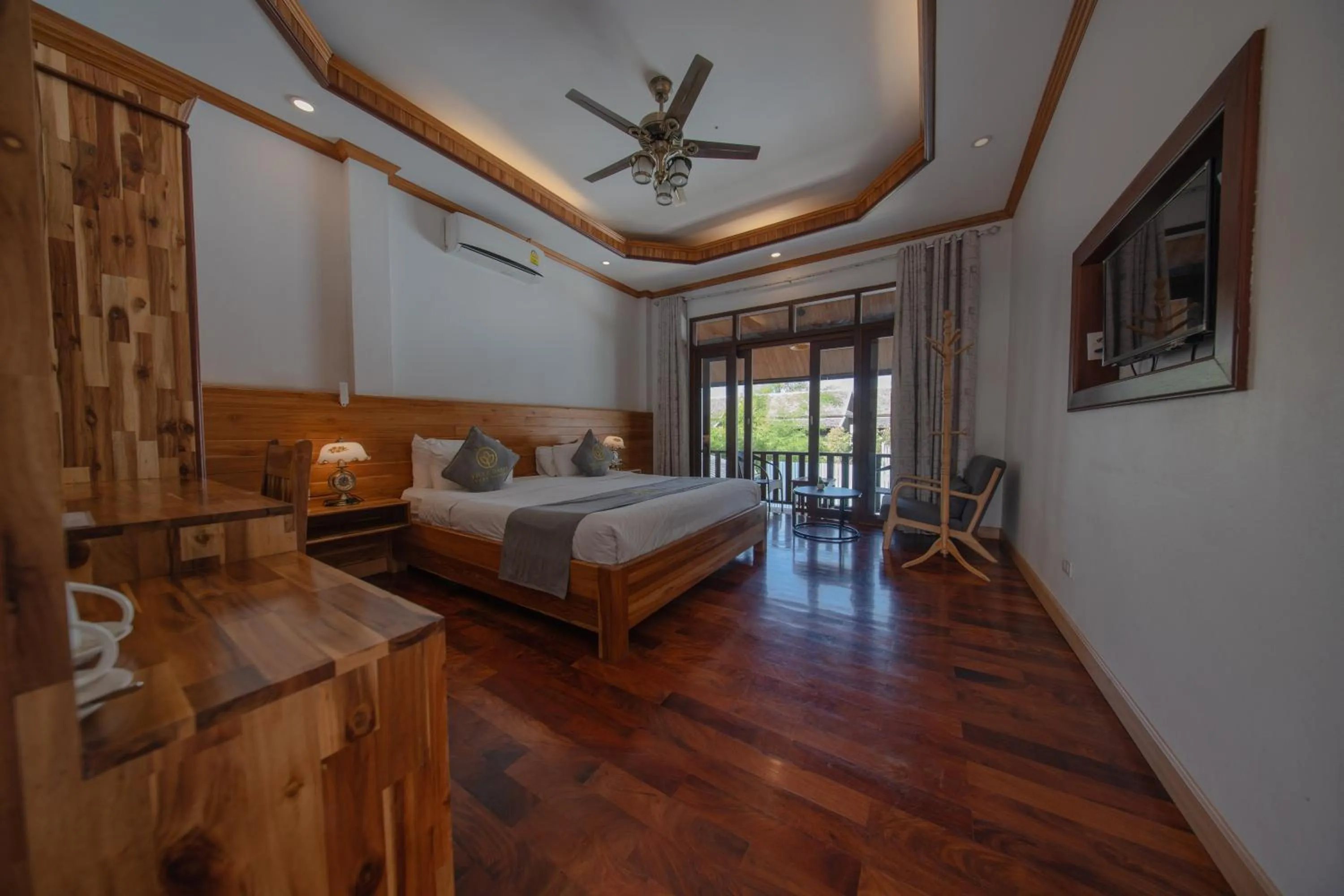 Photo of the whole room, Bed in Villa Oasis
