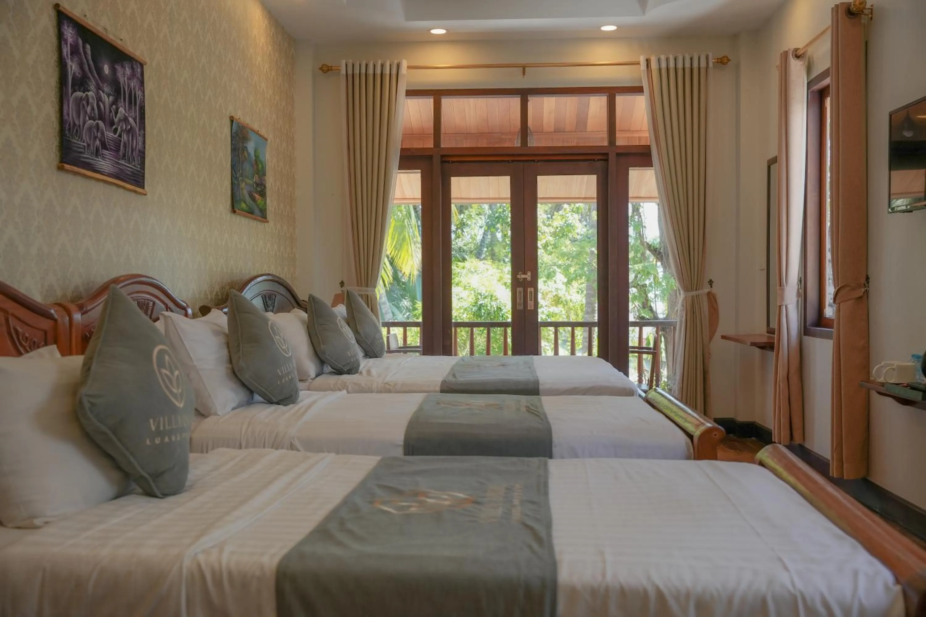 Bedroom, Bed in Villa Oasis