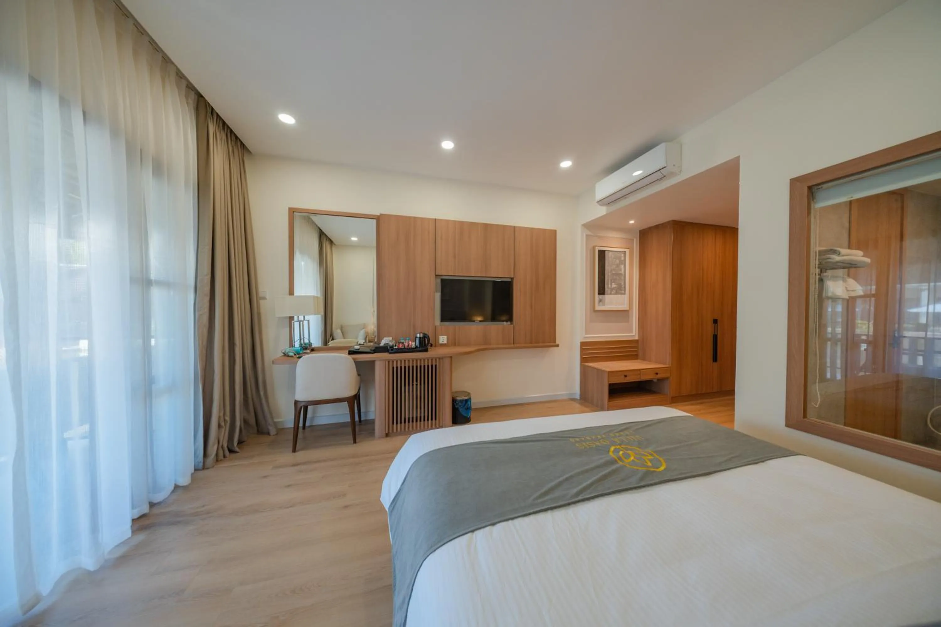 furniture, Bed in Villa Oasis