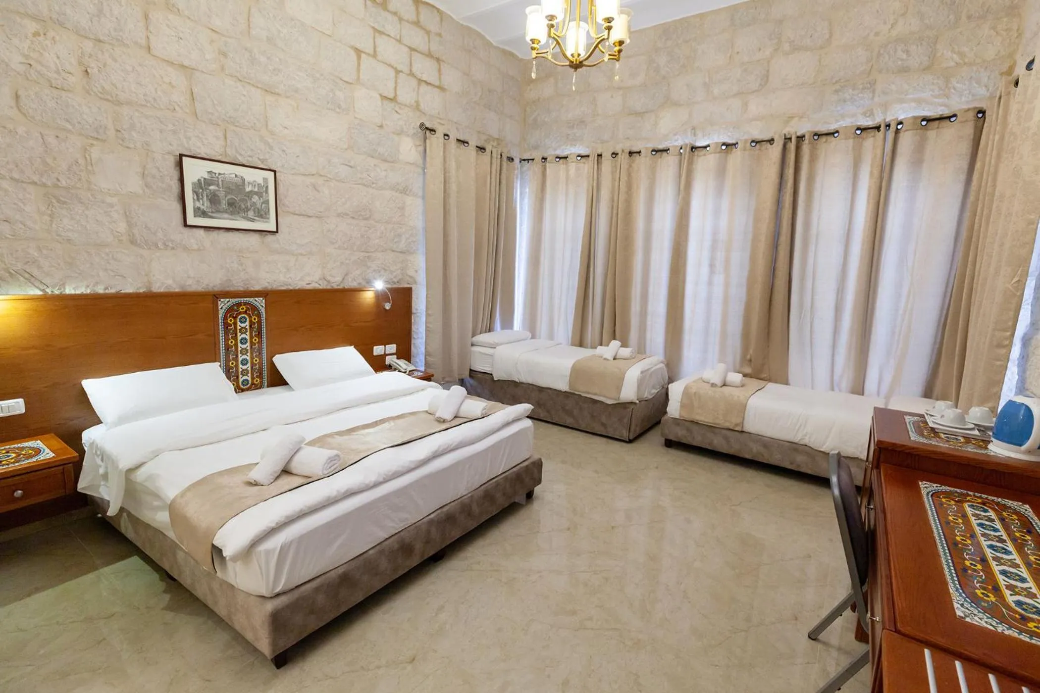 Bed in Azzahra Boutique Hotel & Restaurant - Jerusalem