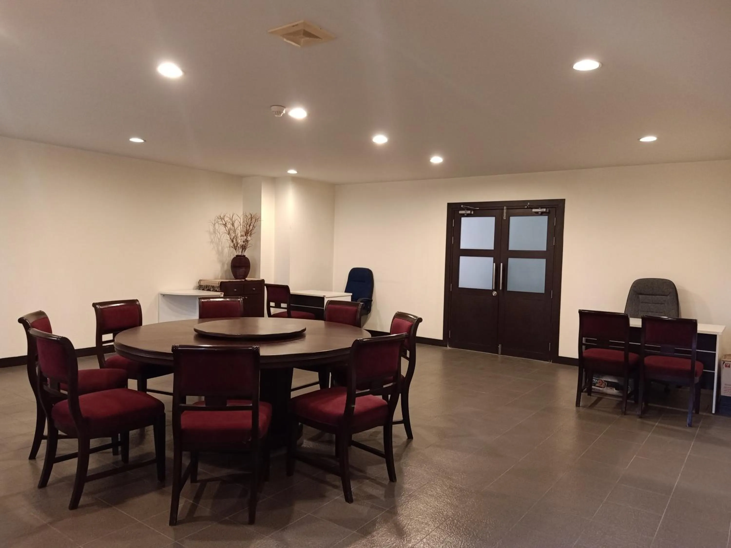 Meeting/conference room in Amarin Samui Hotel - SHA Plus Certified
