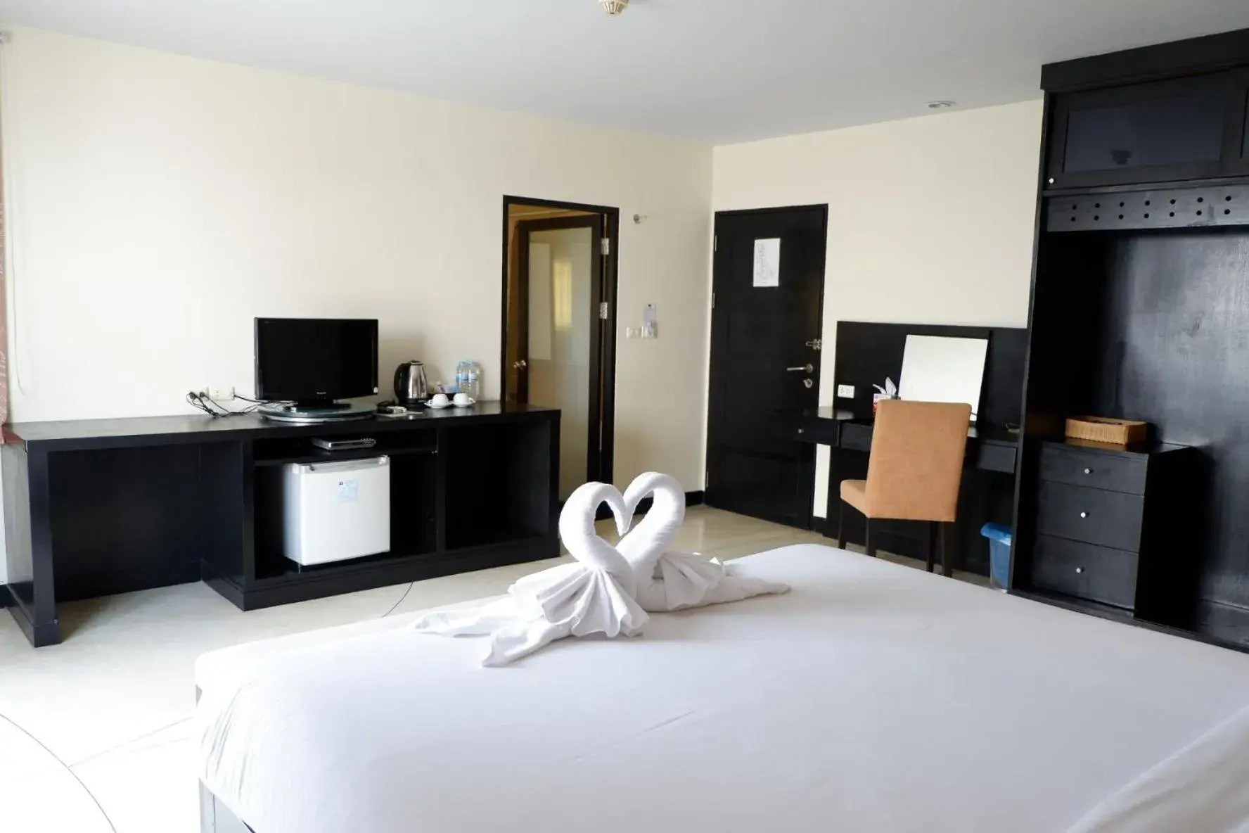 Deluxe Room in Amarin Samui Hotel - SHA Plus Certified Deluxe Room in Amarin Samui Hotel - SHA Plus Certified