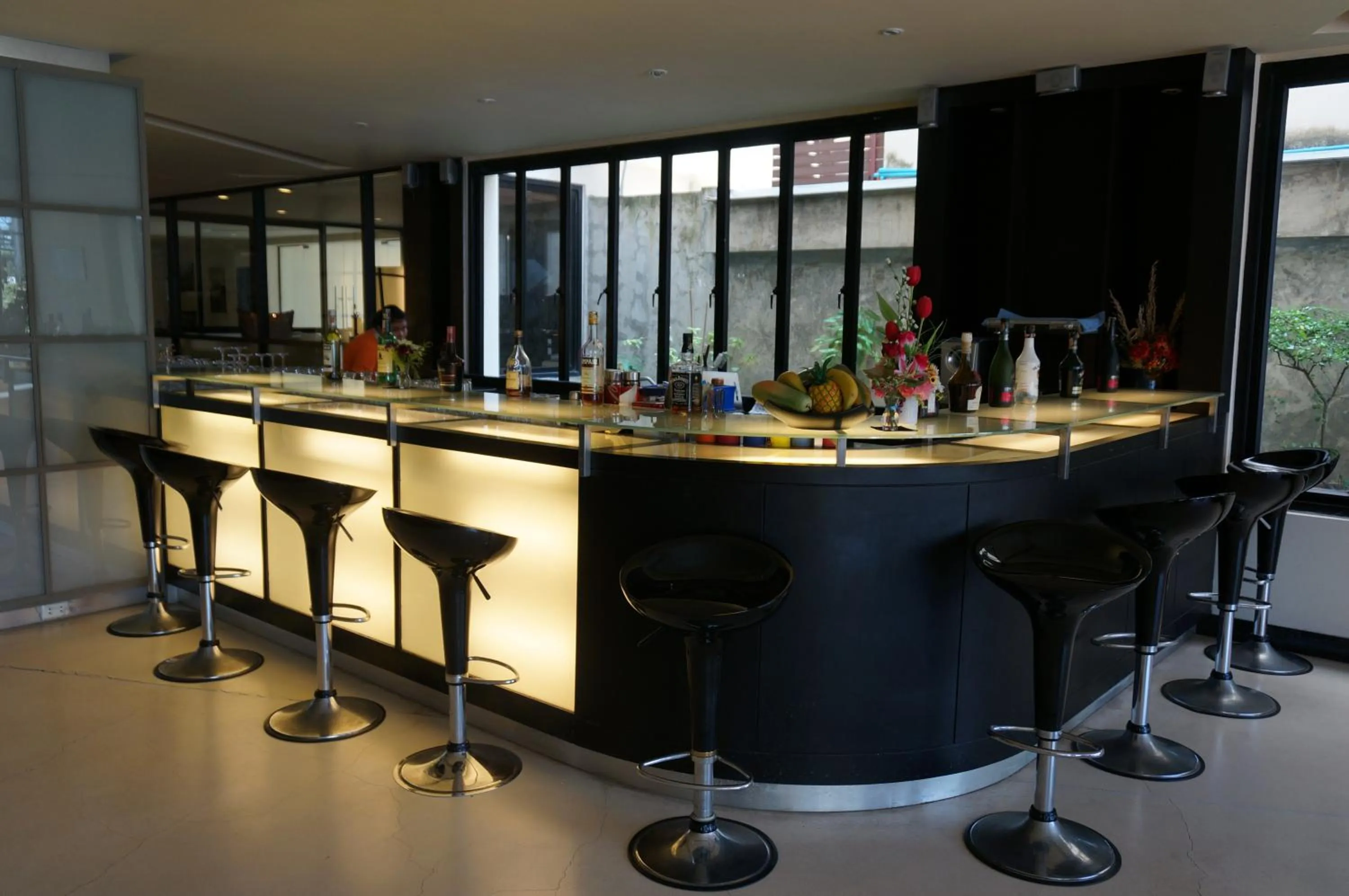 Food and drinks in Amarin Samui Hotel - SHA Plus Certified