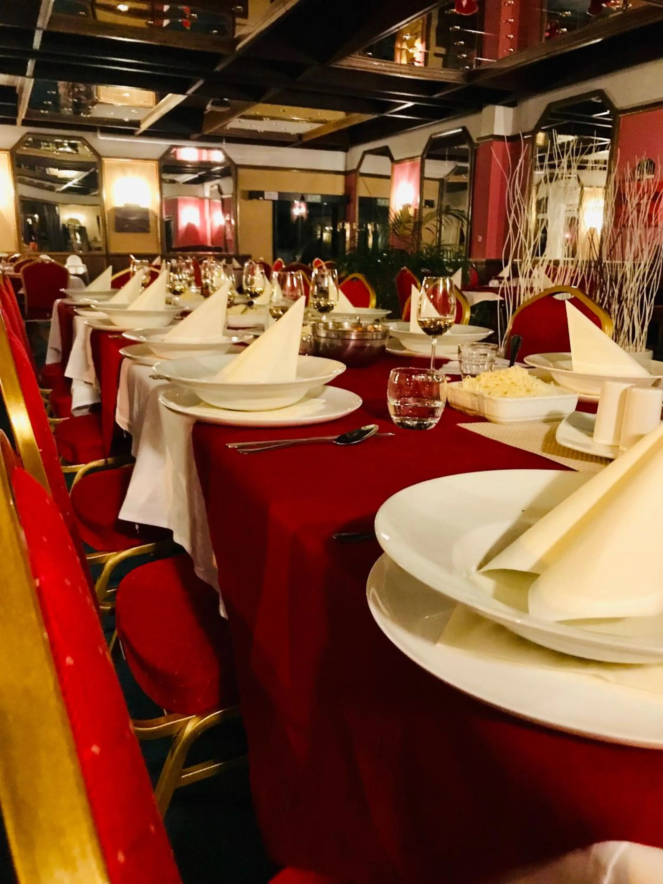 Dinner in Interhotel America