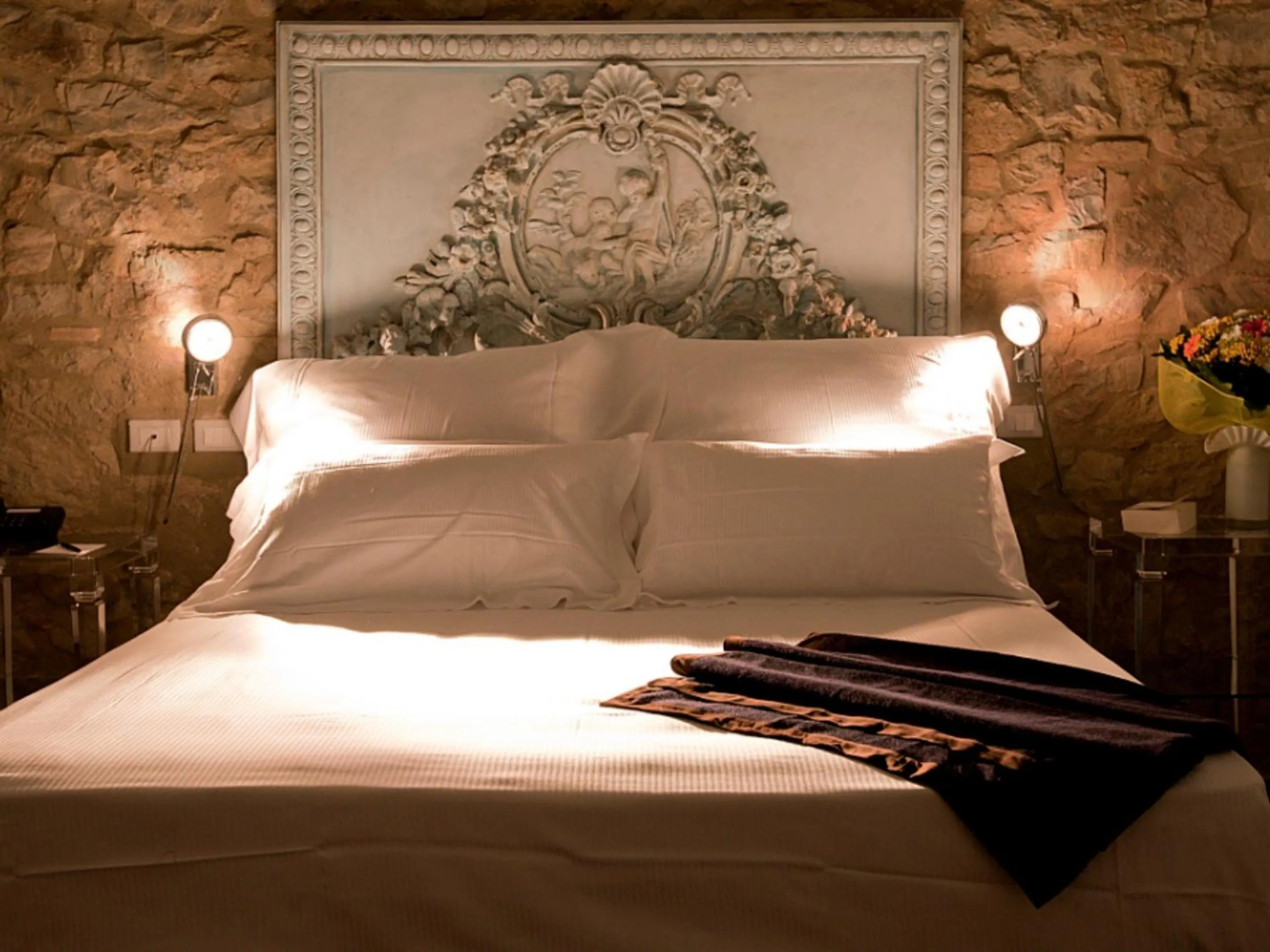 Decorative detail, Bed in Tenuta Ponziani Wine Resort&Spa