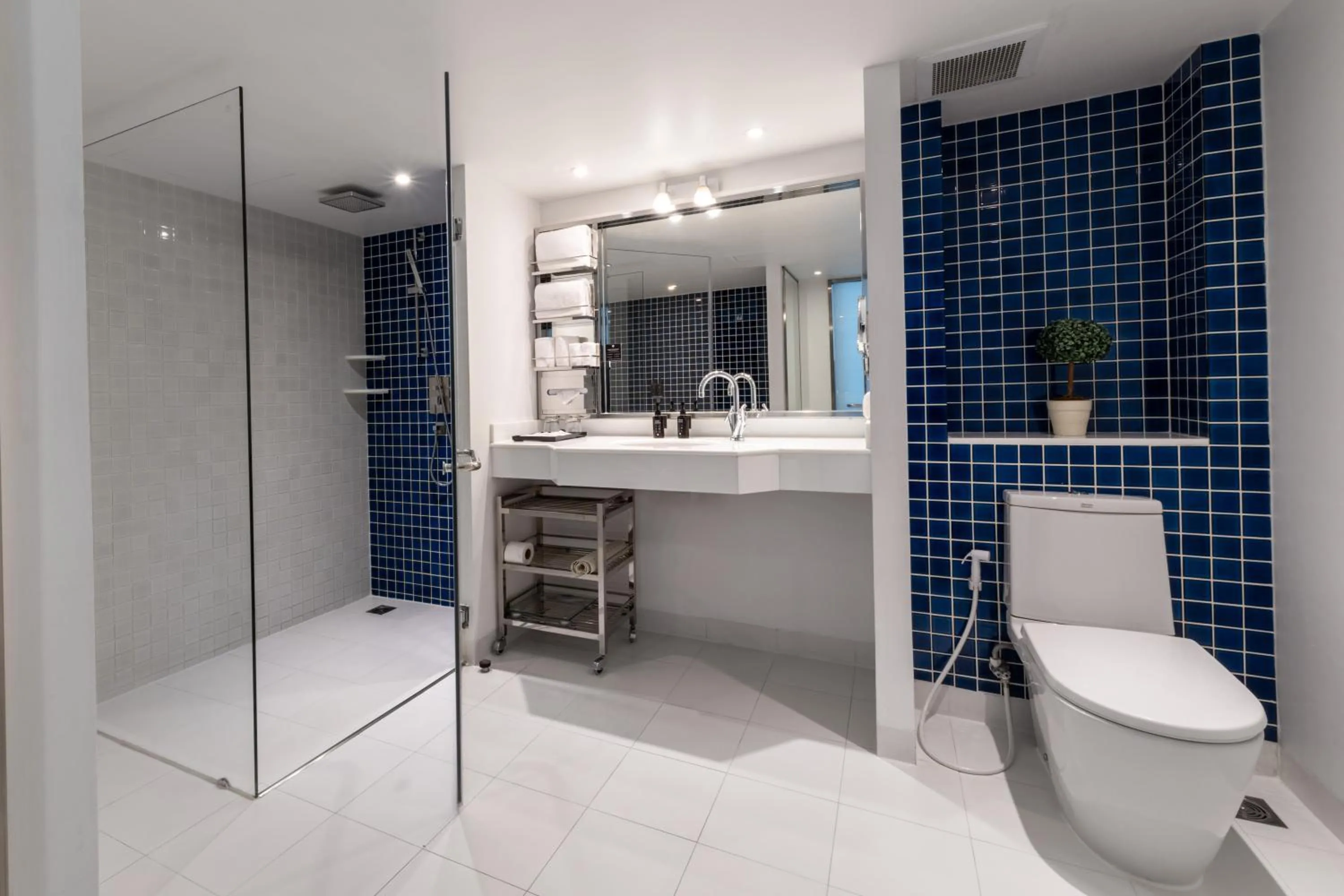 Bathroom in Night Hotel Bangkok - Sukhumvit 15