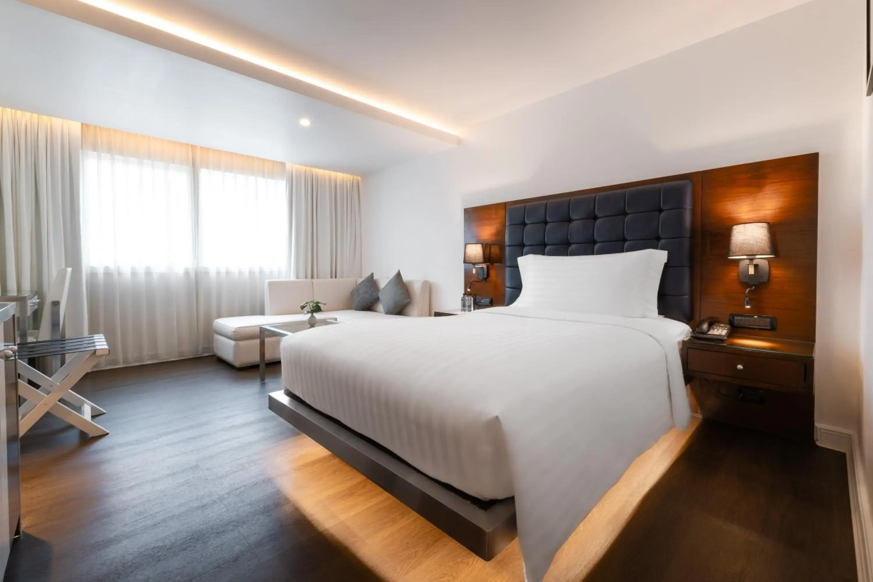 Grand Bronze Queen Single Room in Night Hotel Bangkok - Sukhumvit 15 Grand Bronze Queen Single Room in Night Hotel Bangkok - Sukhumvit 15