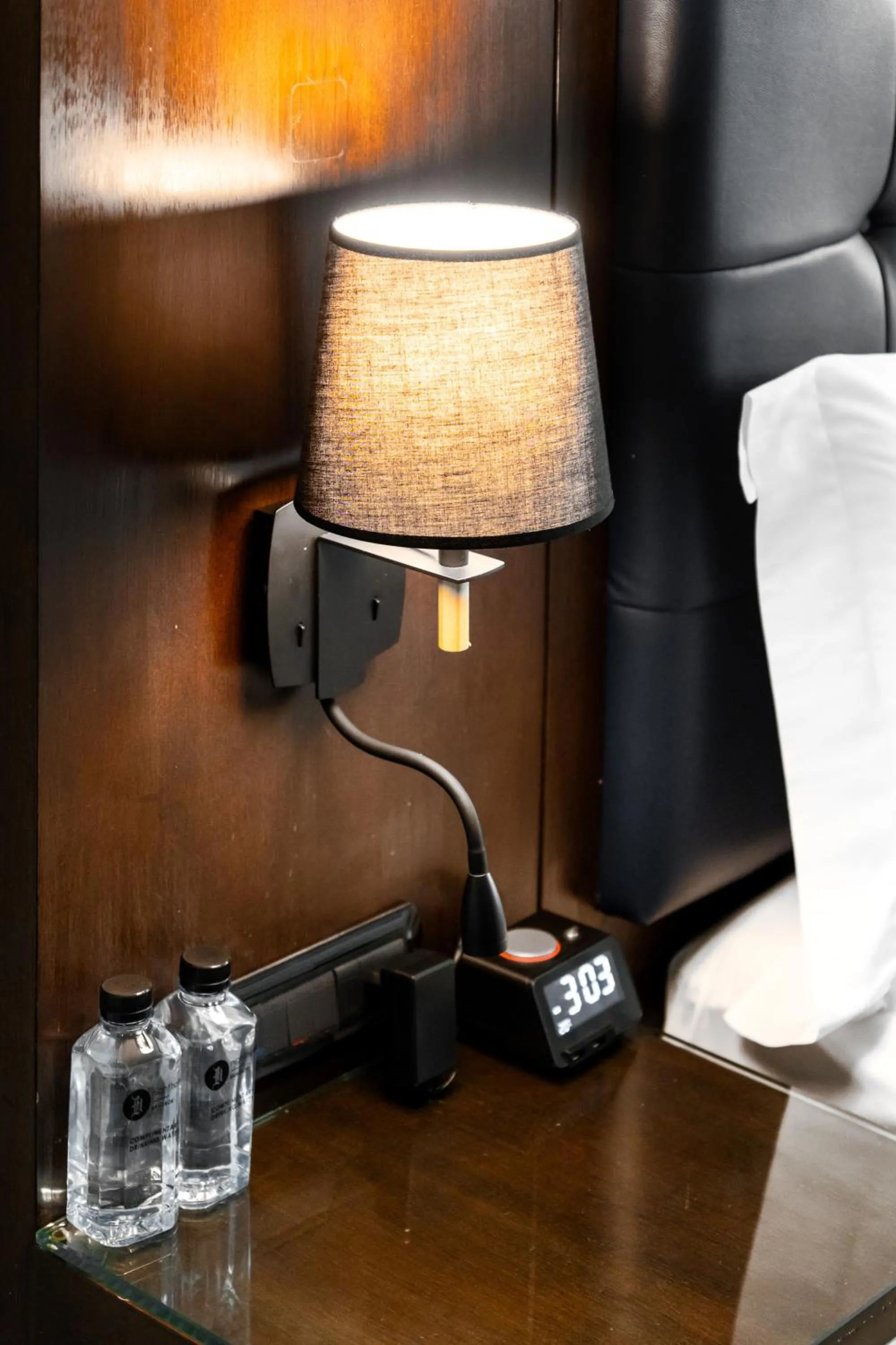 Bedroom in Night Hotel Bangkok - Sukhumvit 15