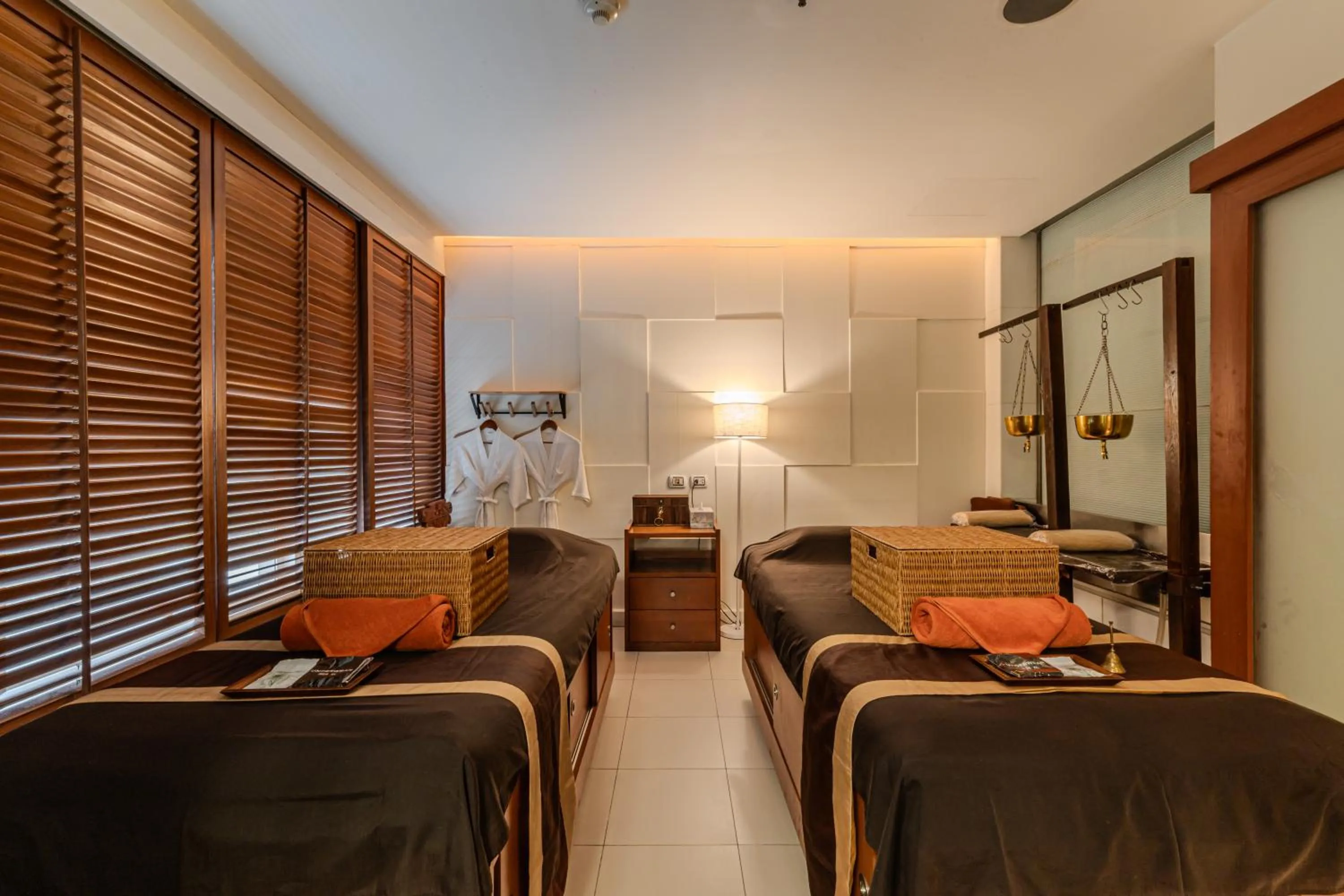 Spa and wellness centre/facilities, Bed in Night Hotel Bangkok - Sukhumvit 15