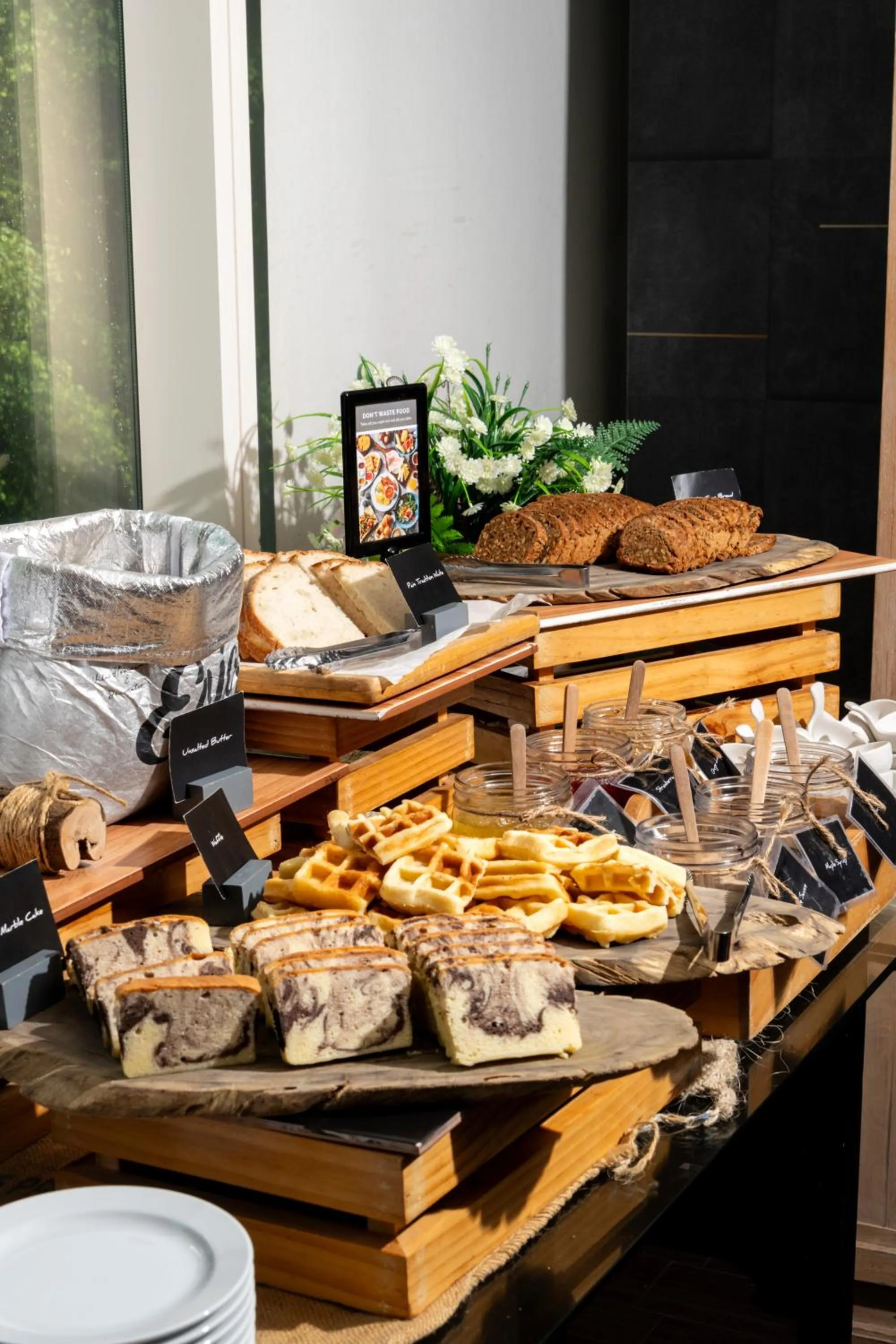 Breakfast in Night Hotel Bangkok - Sukhumvit 15