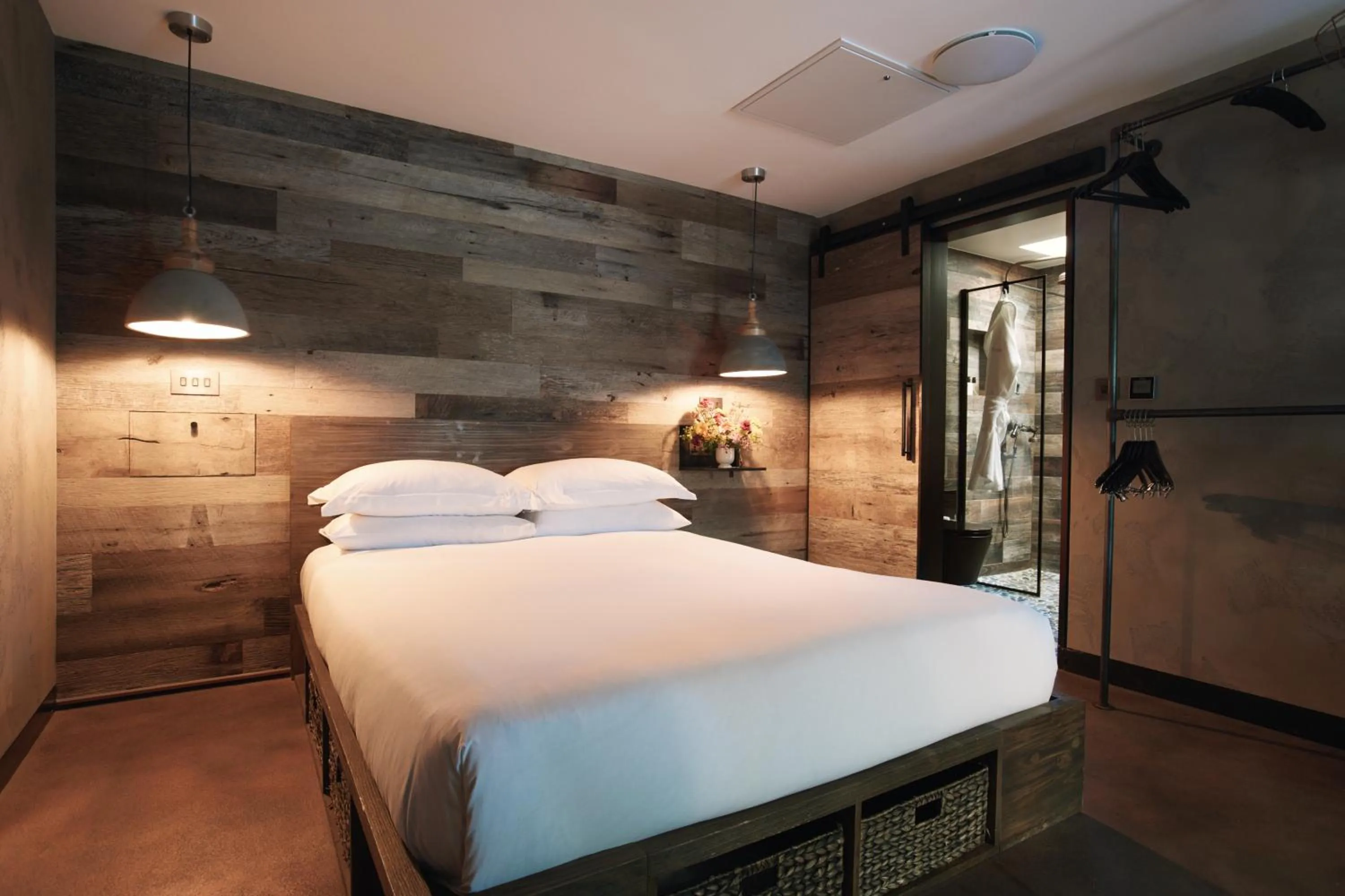 Bedroom, Bed in Fermain Valley Hotel