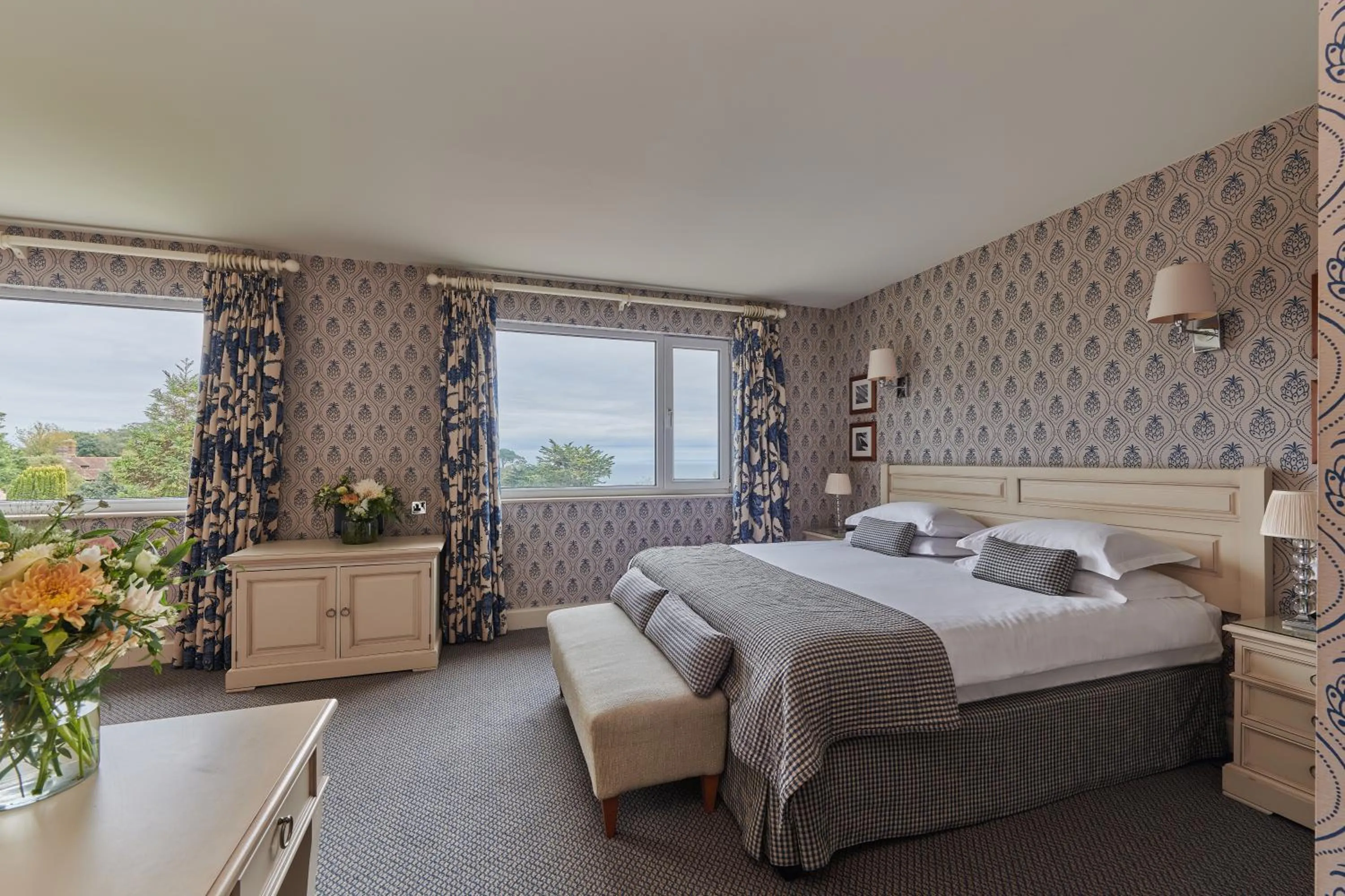 Bed in Fermain Valley Hotel