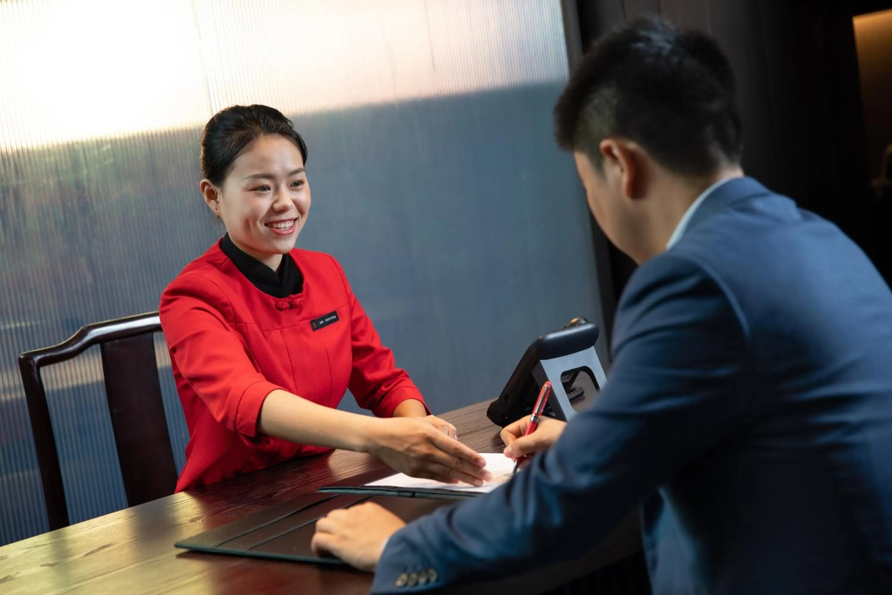 Property building in HUALUXE Xi'an Tanghua by IHG