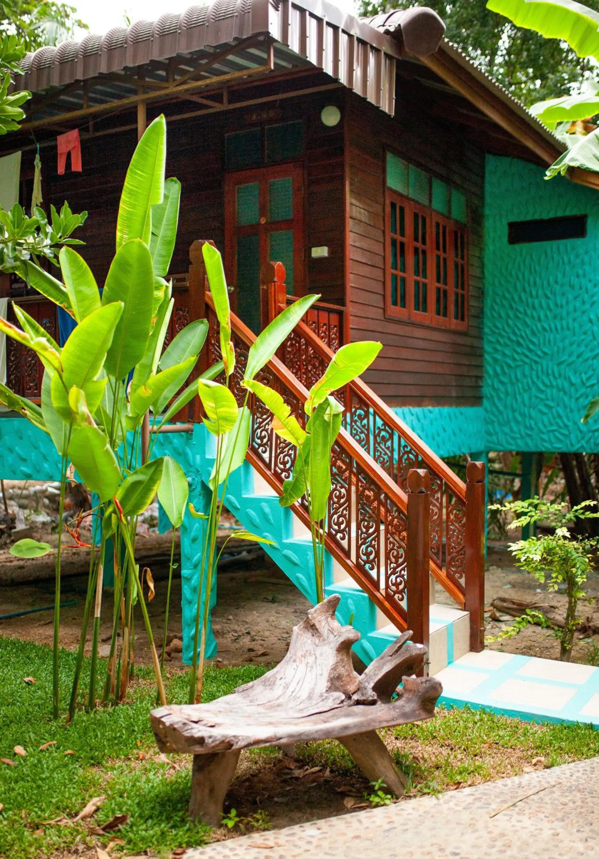 Facade/entrance in Baan Kiao