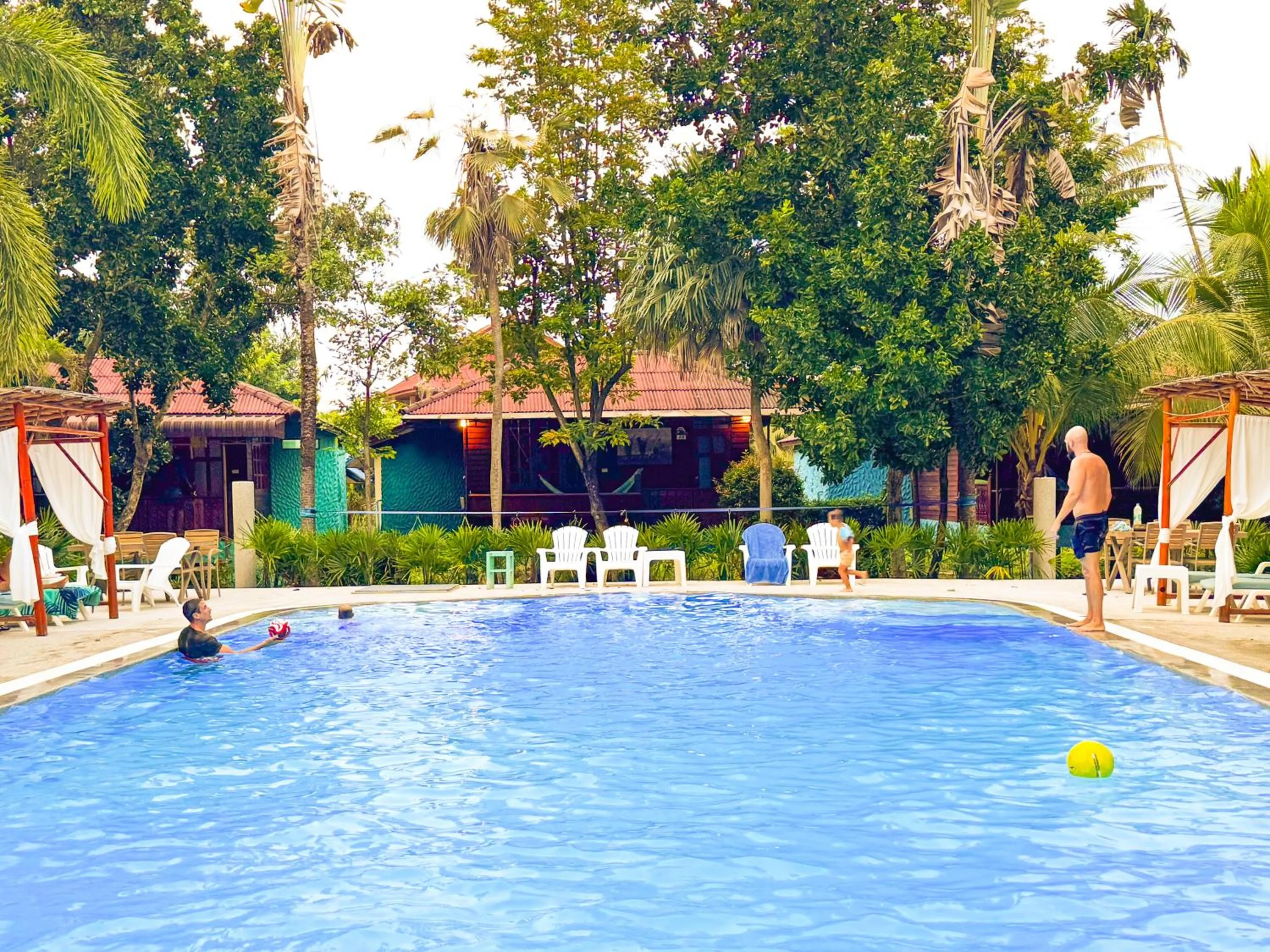 Swimming pool in Baan Kiao