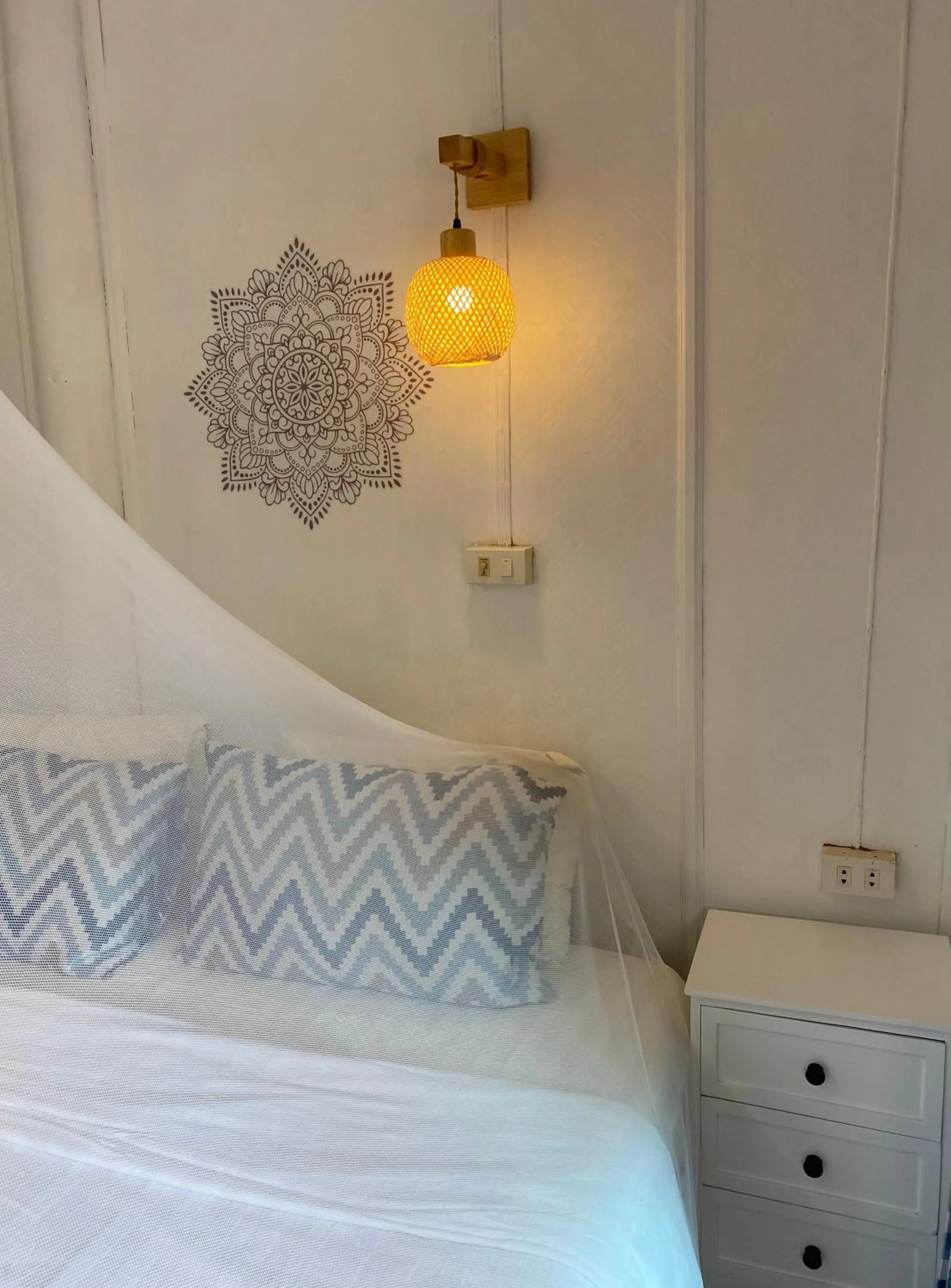 Decorative detail, Bed in Baan Kiao