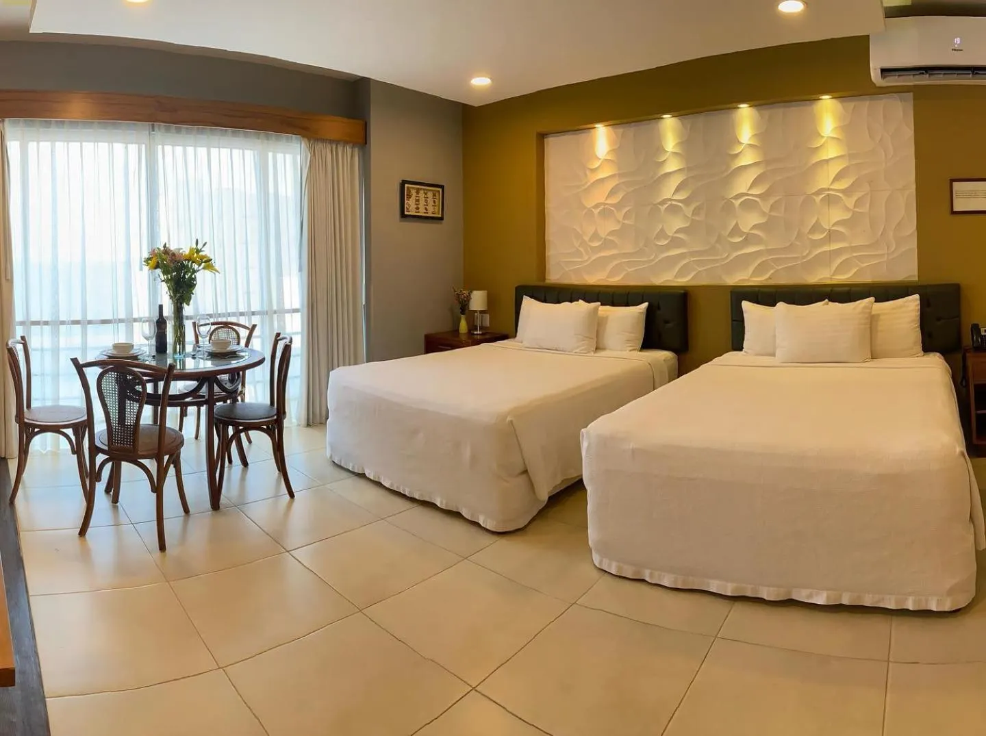 Bed in Hotel Clipperton