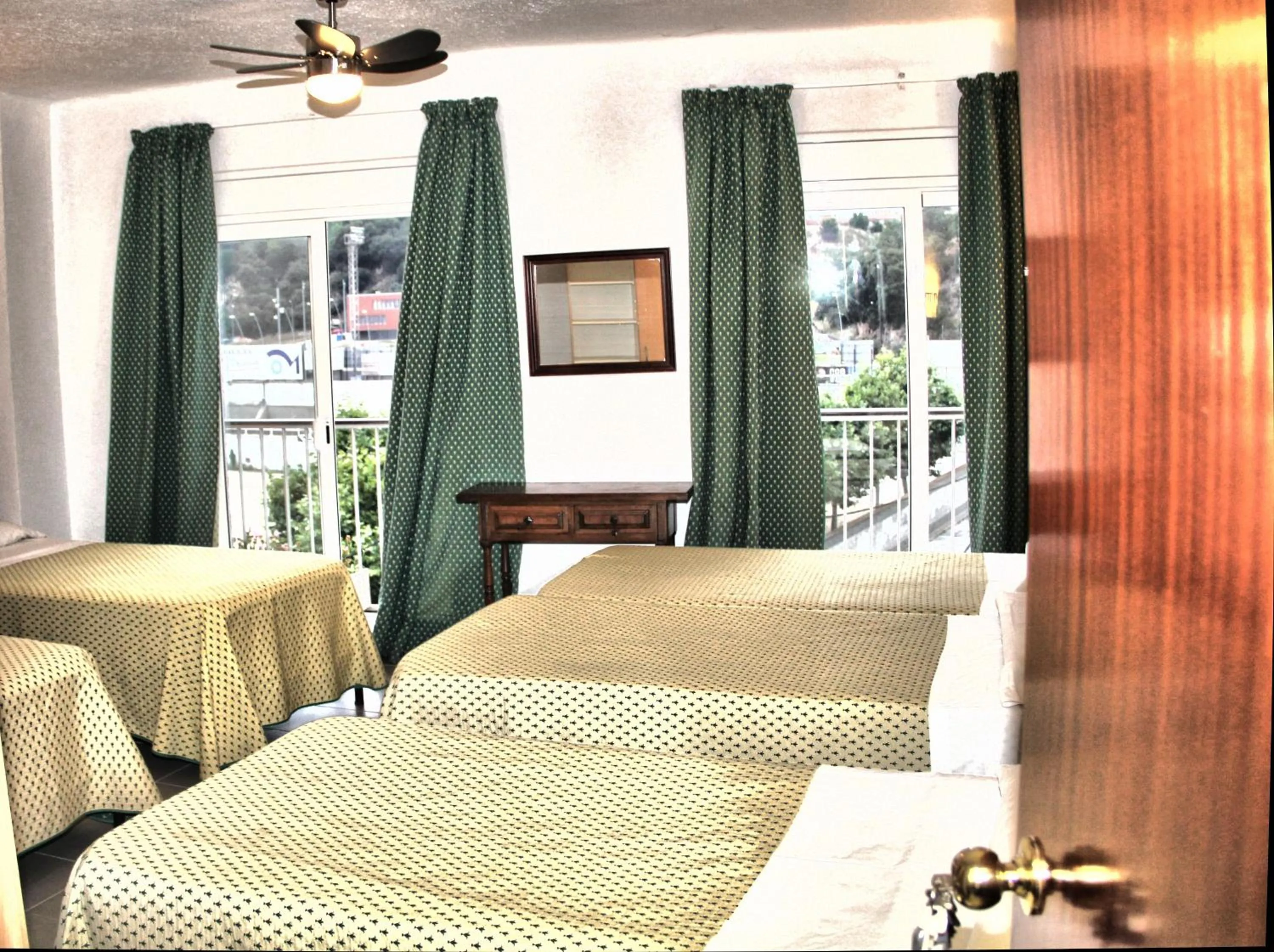 Bedroom, Bed in Hostal Isabel