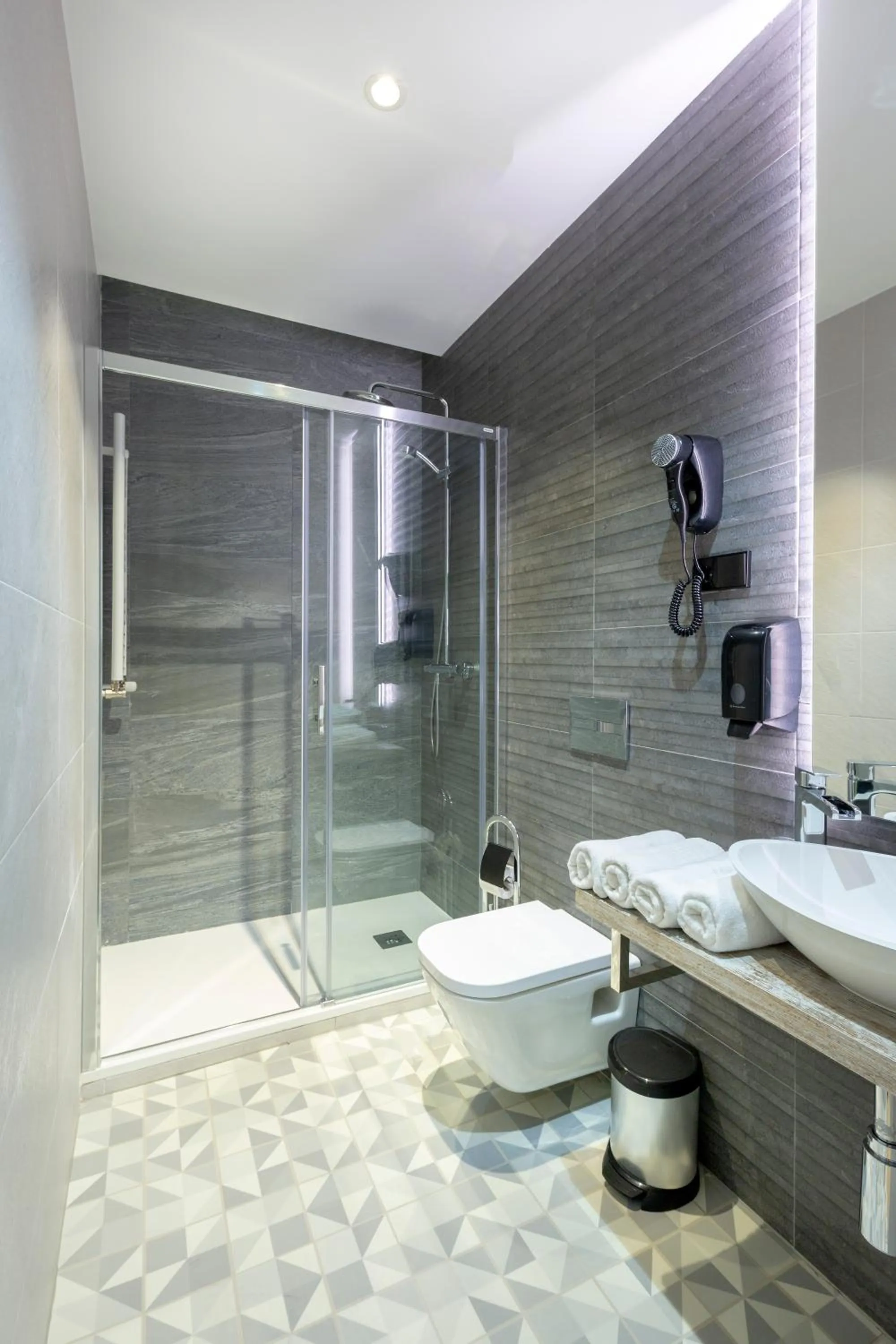 Bathroom in Hostal Anton Martin