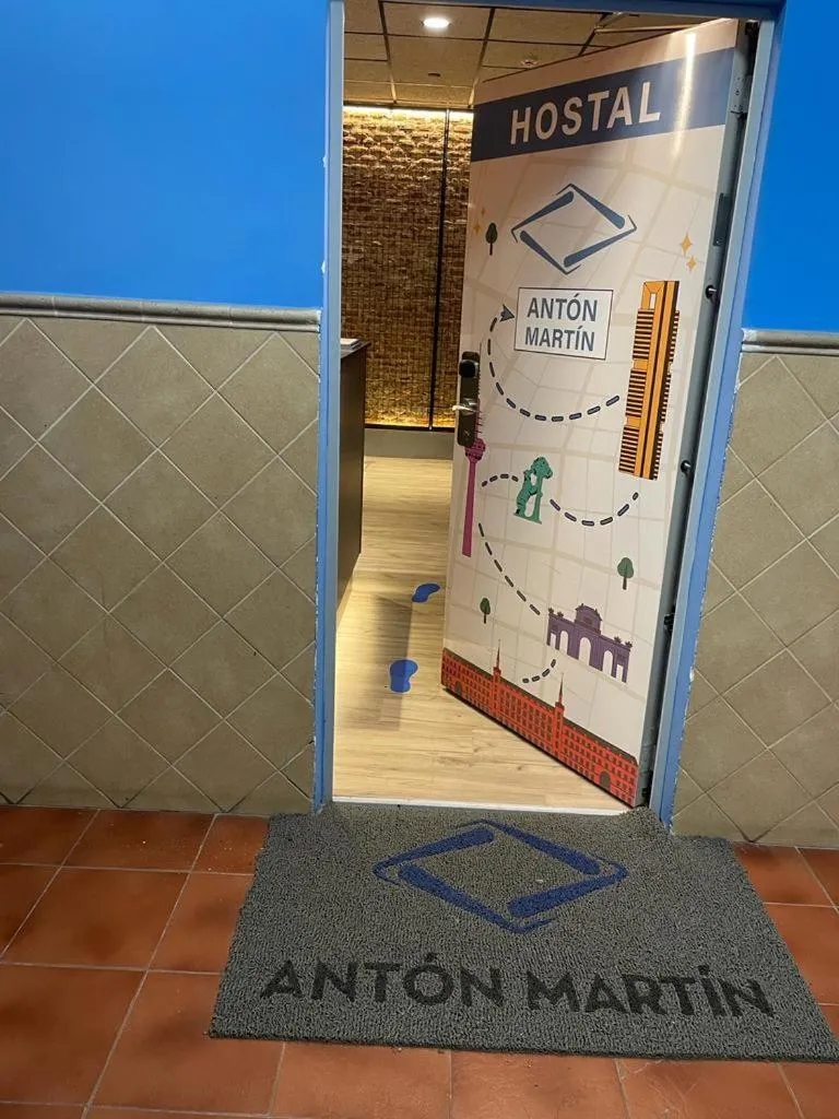 Hostal Anton Martin