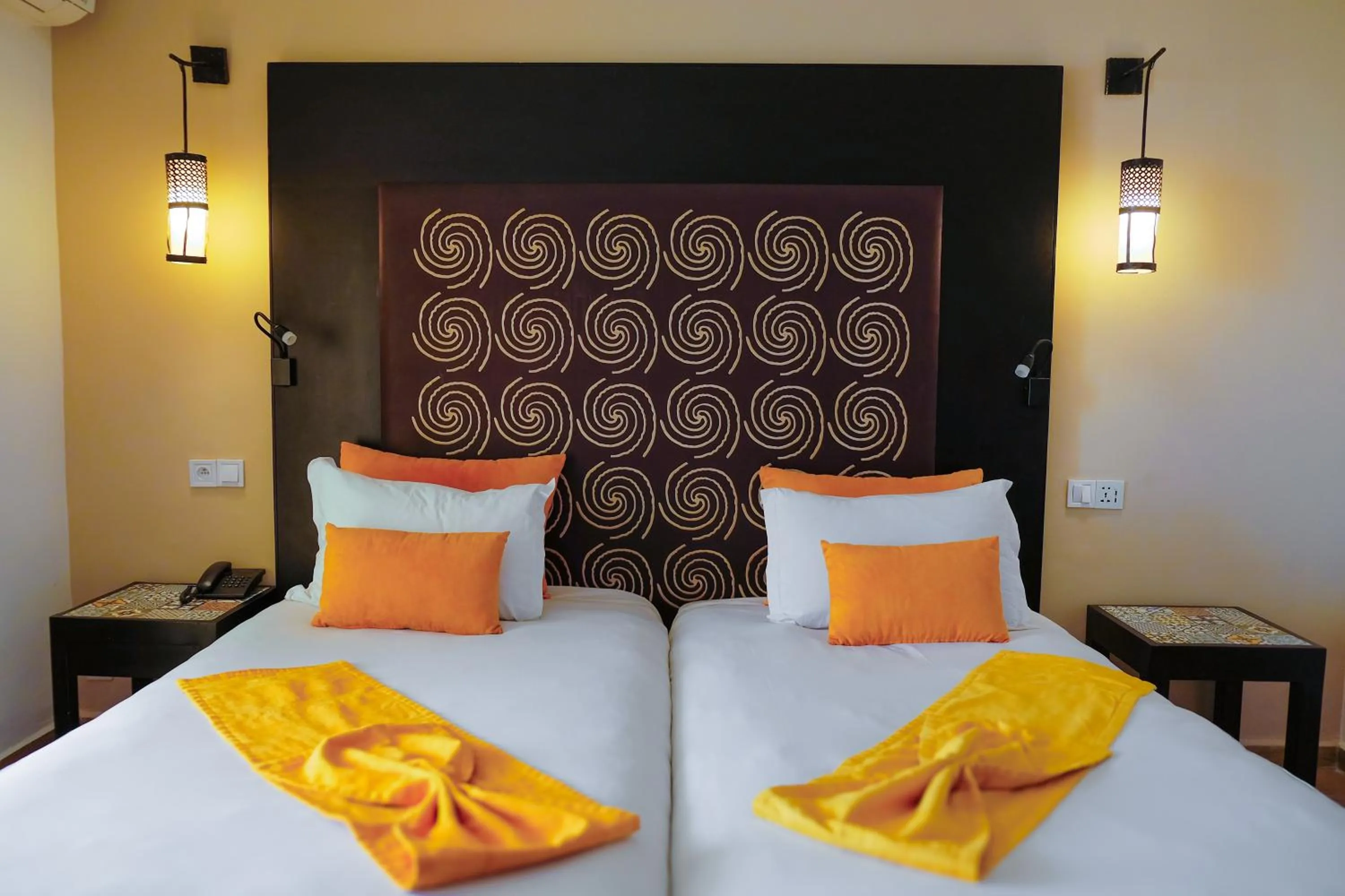 Bed in HAMILTON Agadir