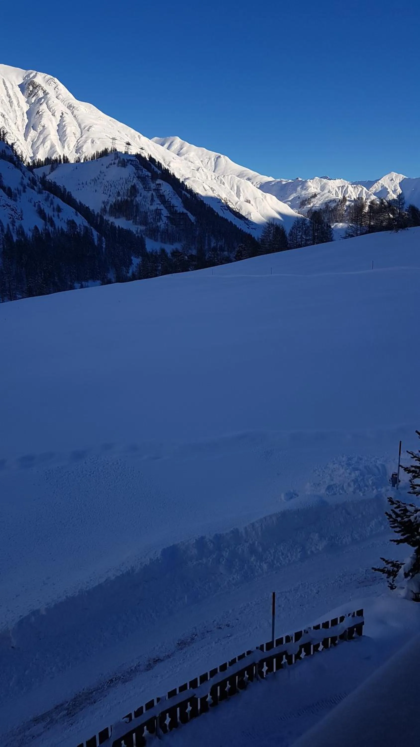 Skiing in Apart-Garni Motnaida