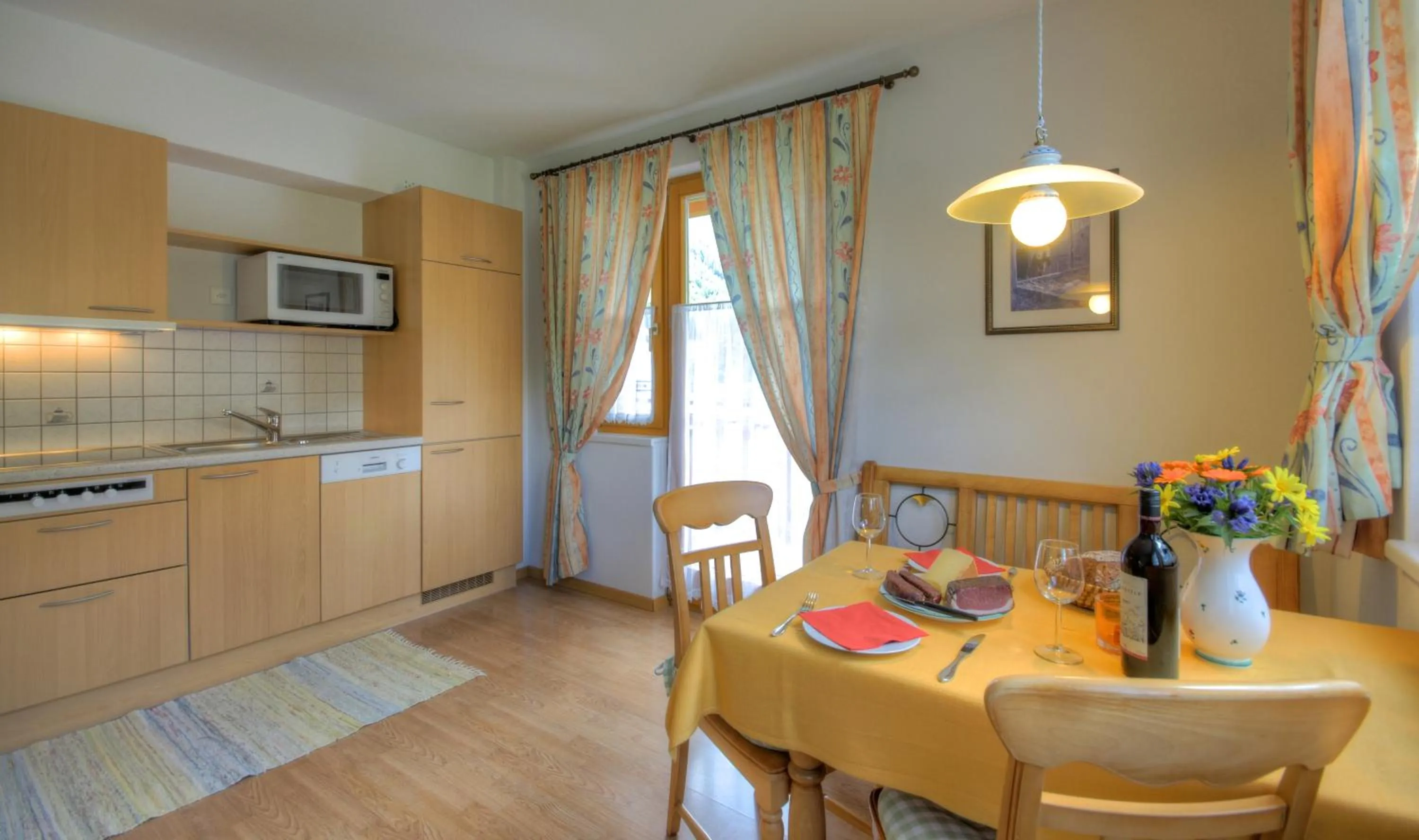 Photo of the whole room in Apart-Garni Motnaida