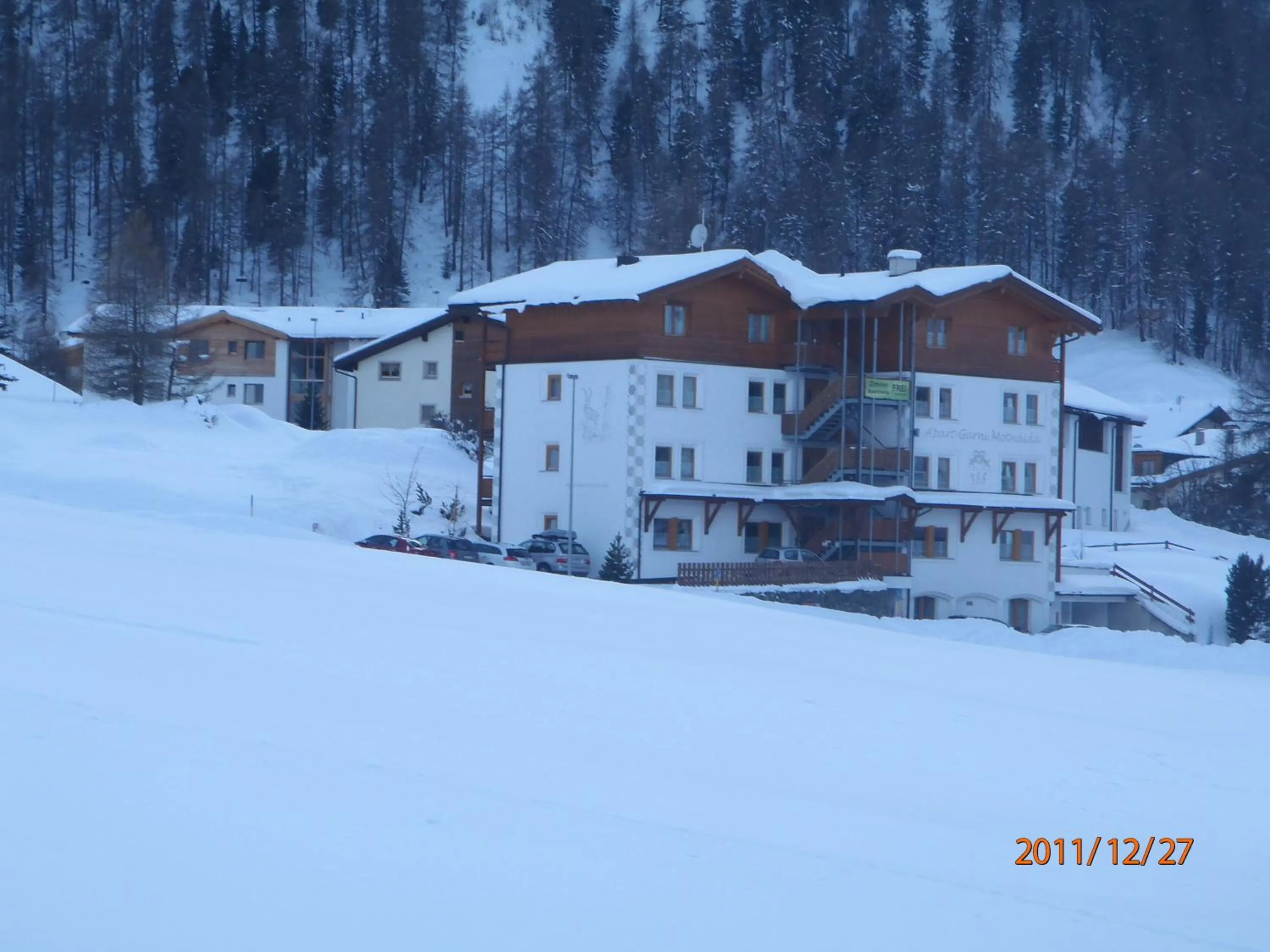 Facade/entrance in Apart-Garni Motnaida