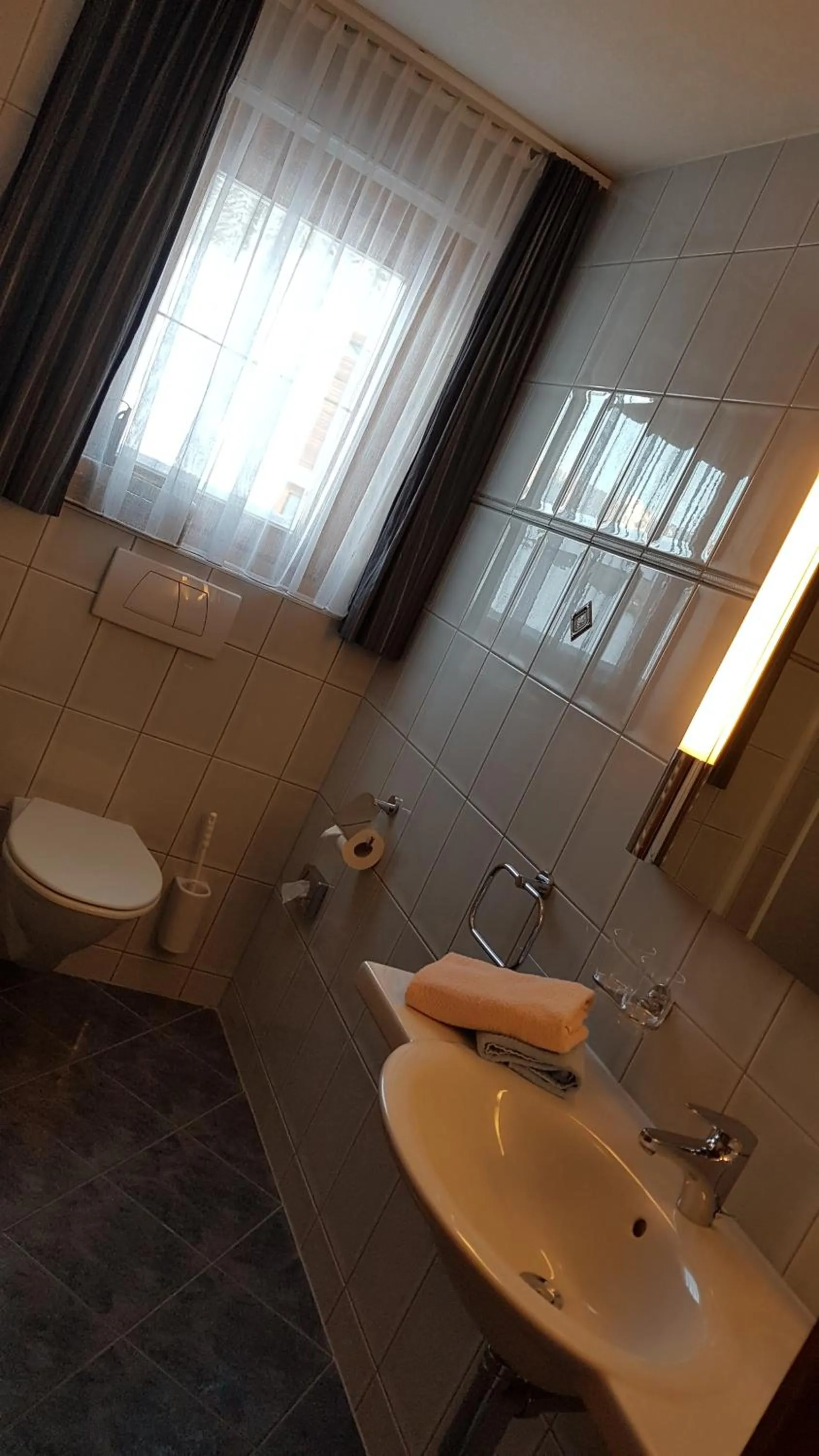 Toilet in Apart-Garni Motnaida