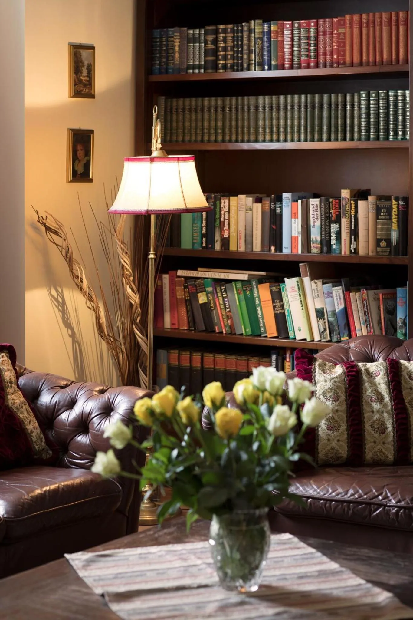 Communal lounge/ TV room in Hotel Nibelungenhof