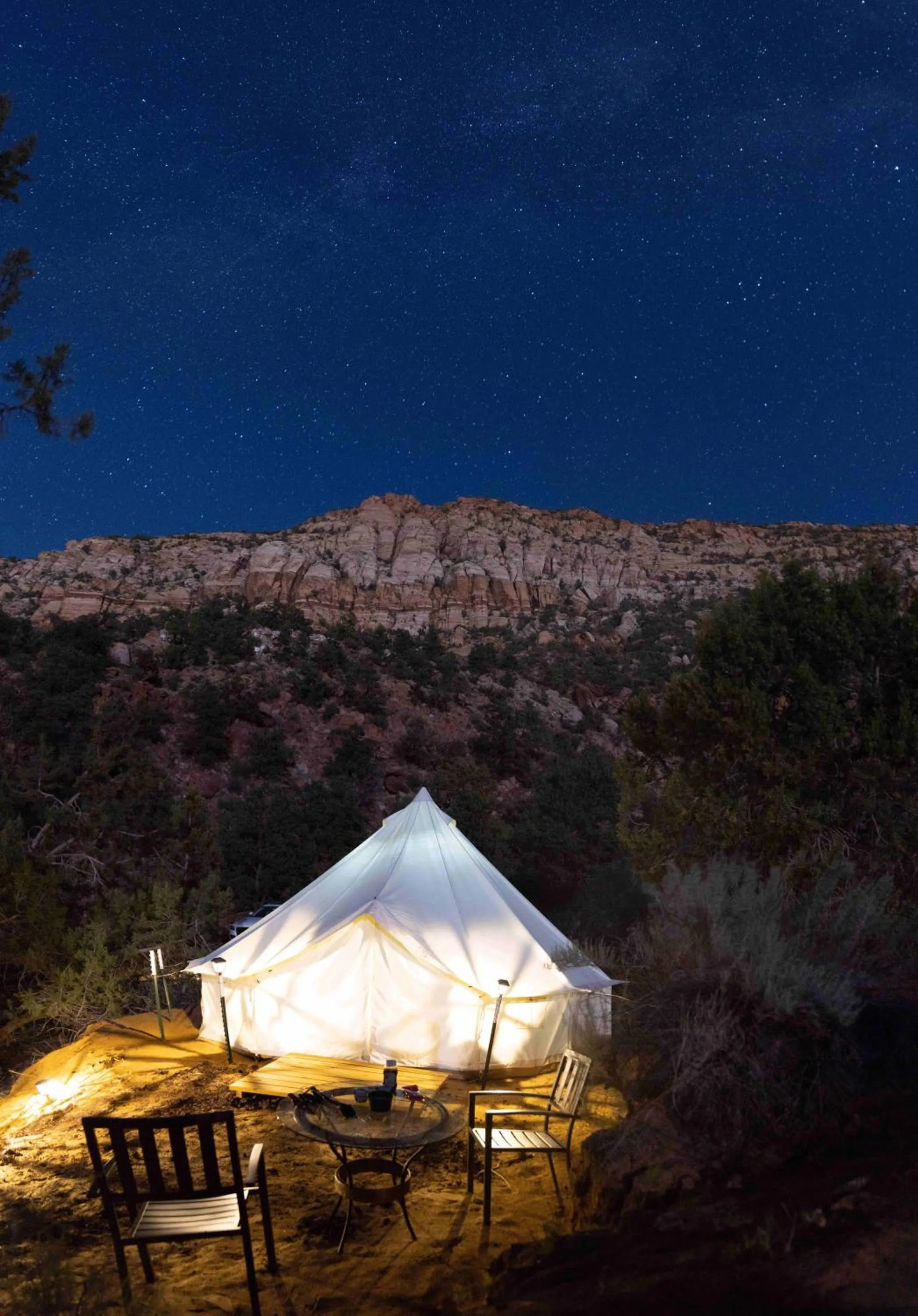 Dining area in Zion View Camping