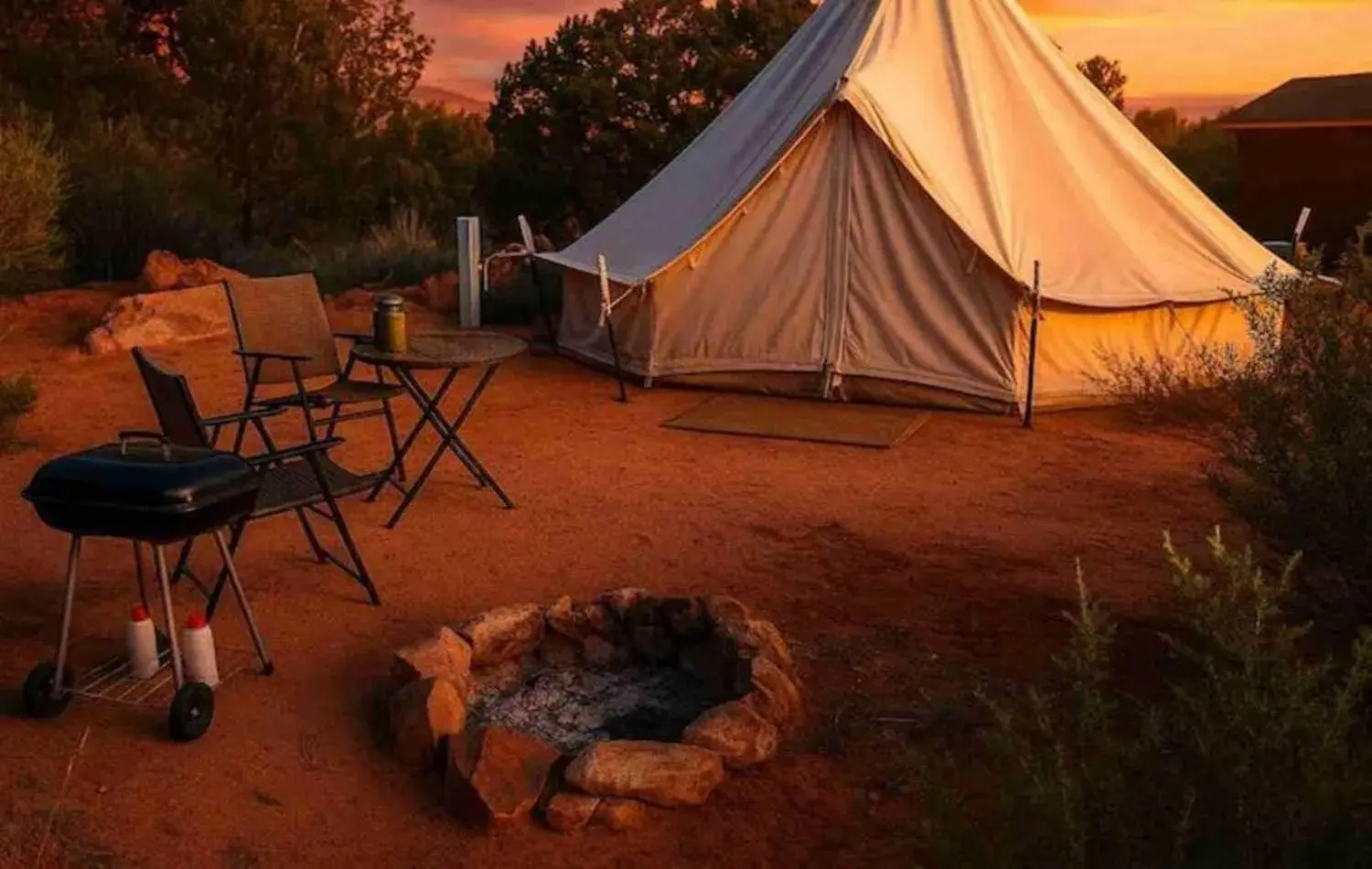 Double Queen Tent in Zion View Camping Double Queen Tent in Zion View Camping