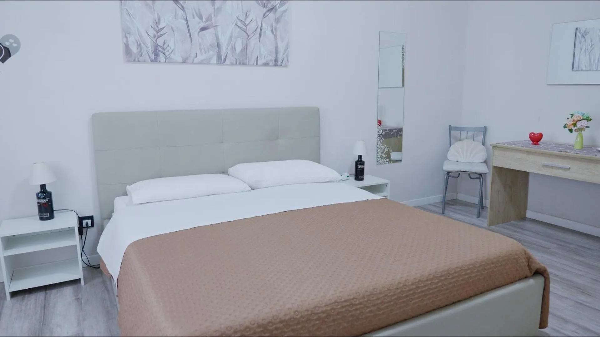 Bedroom, Bed in B&B Alpaca Biella