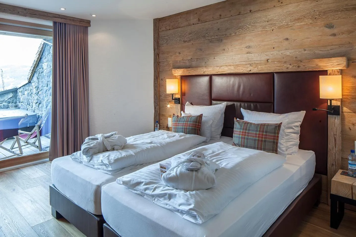 Bed in Maierl-Alm & Maierl-Chalets