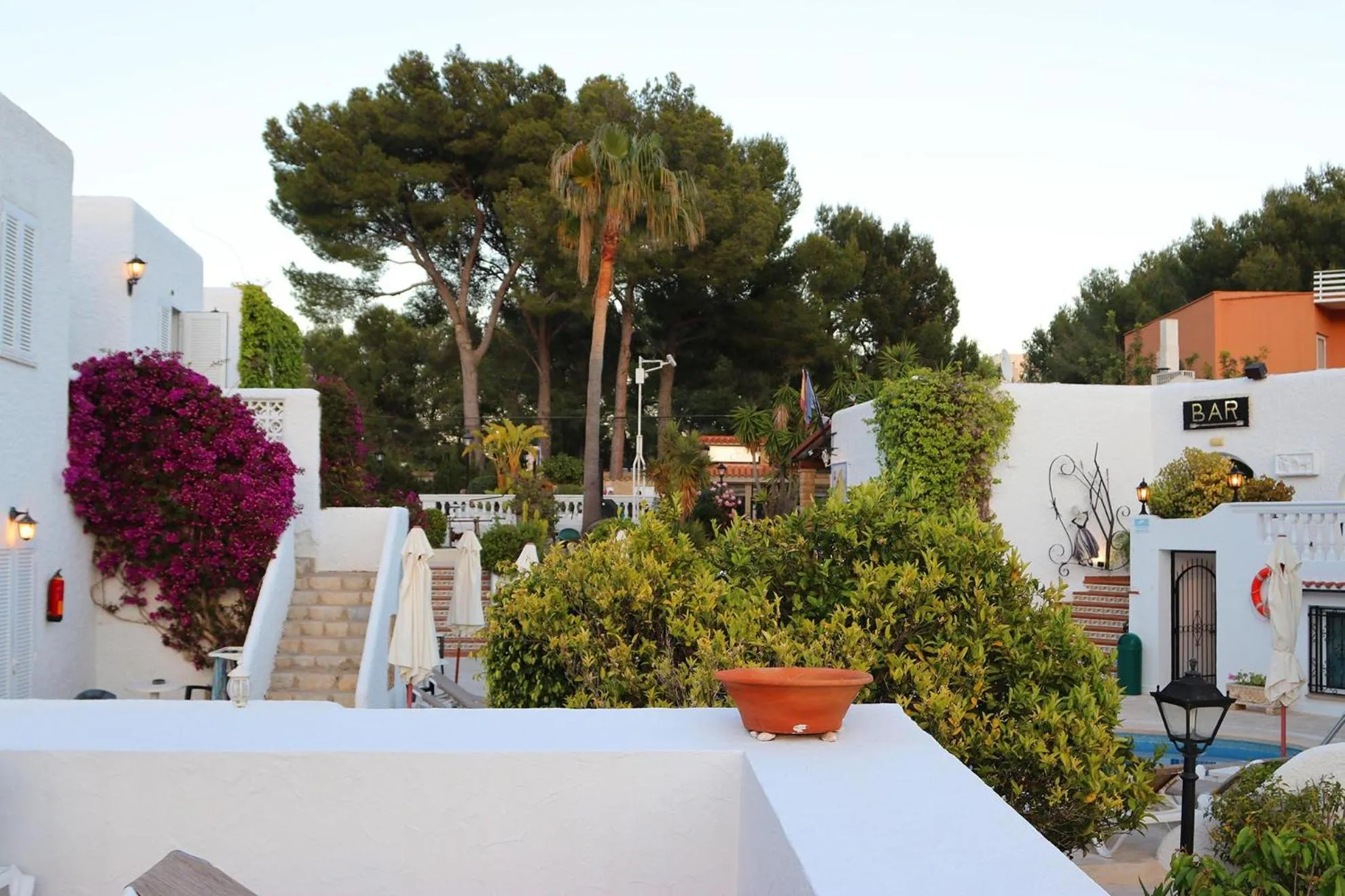 Villa Columbus Rooms and Restaurant