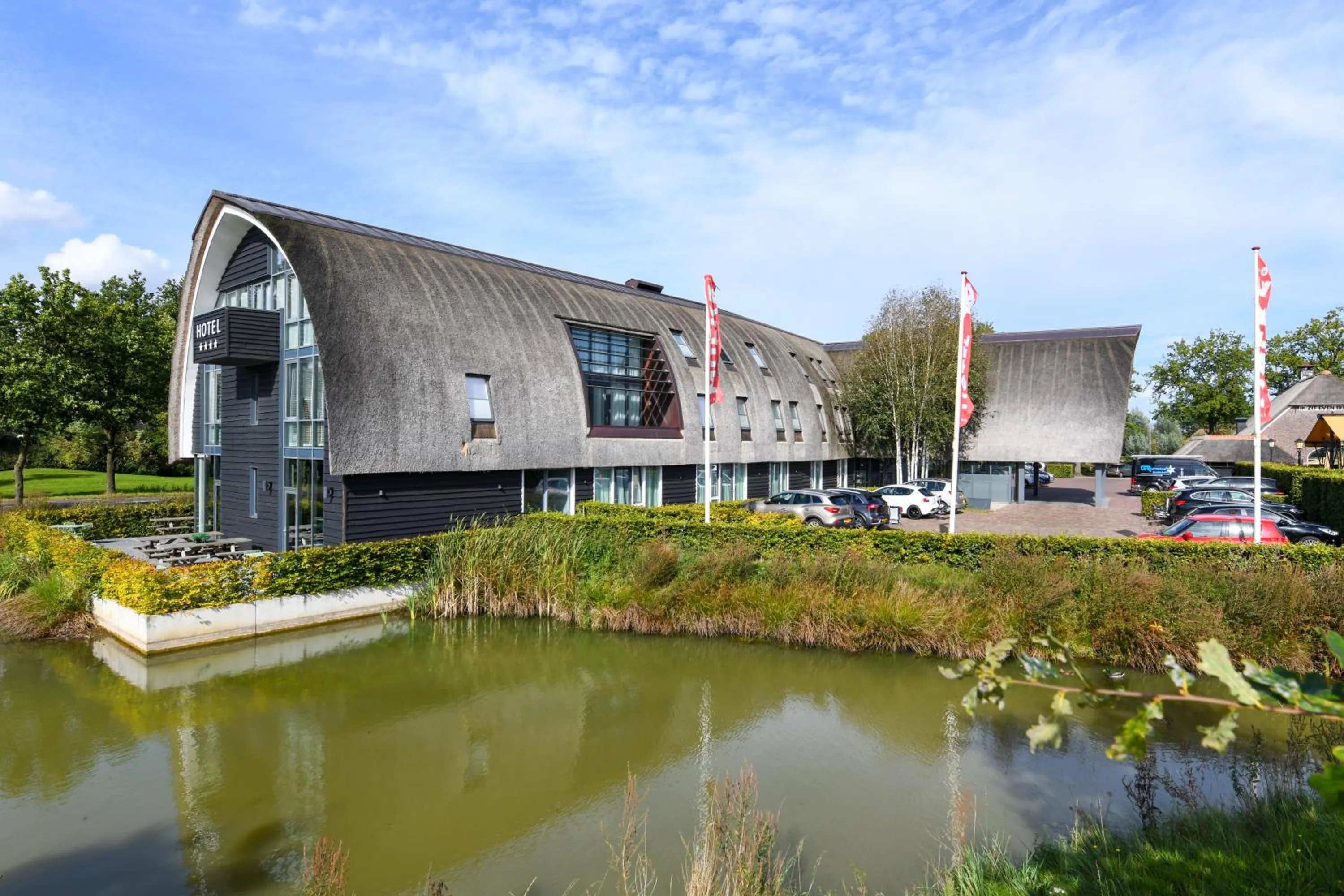 Property building in Hotel De Roode Schuur