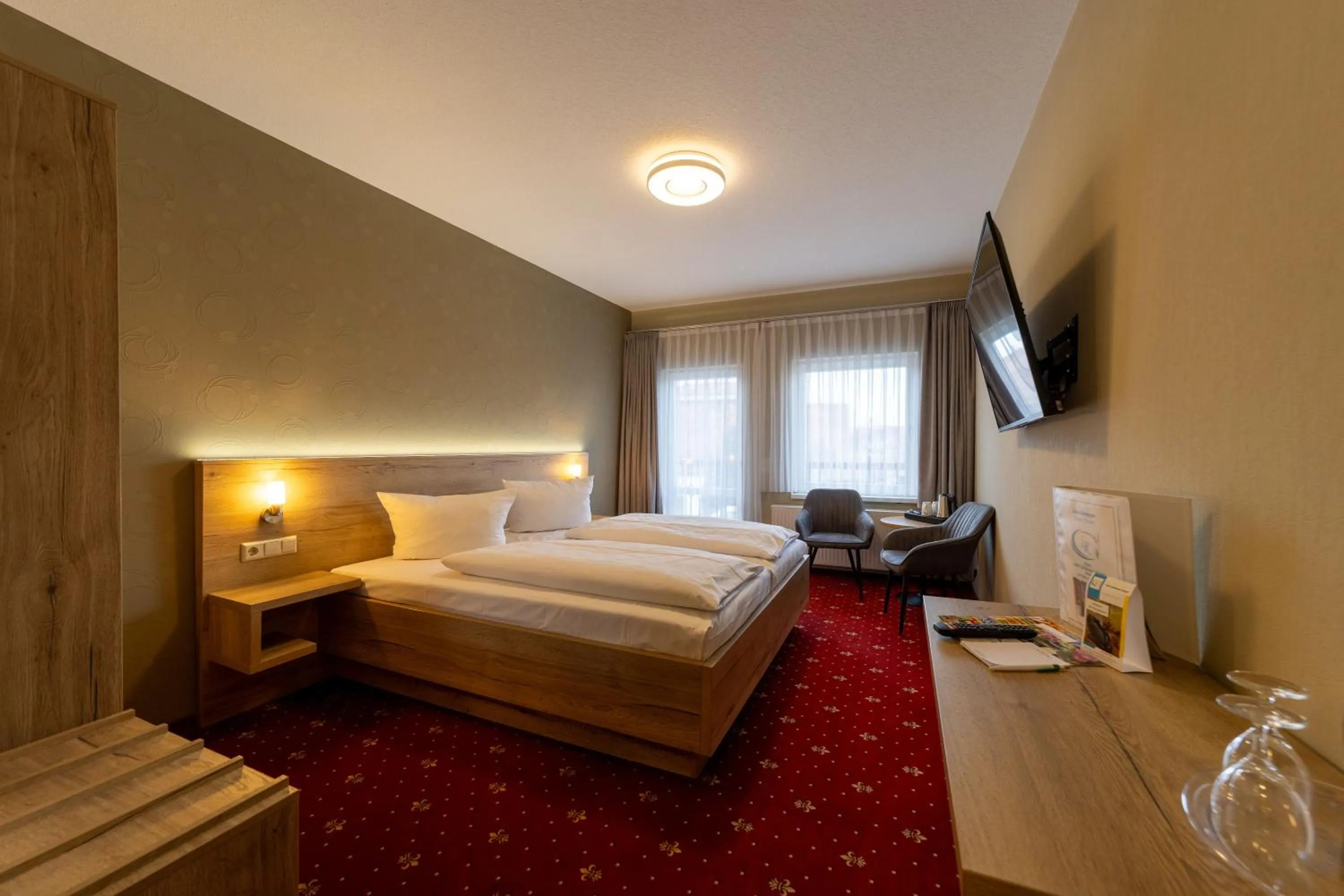 Bed in Hotel Zum Goldenen Löwen