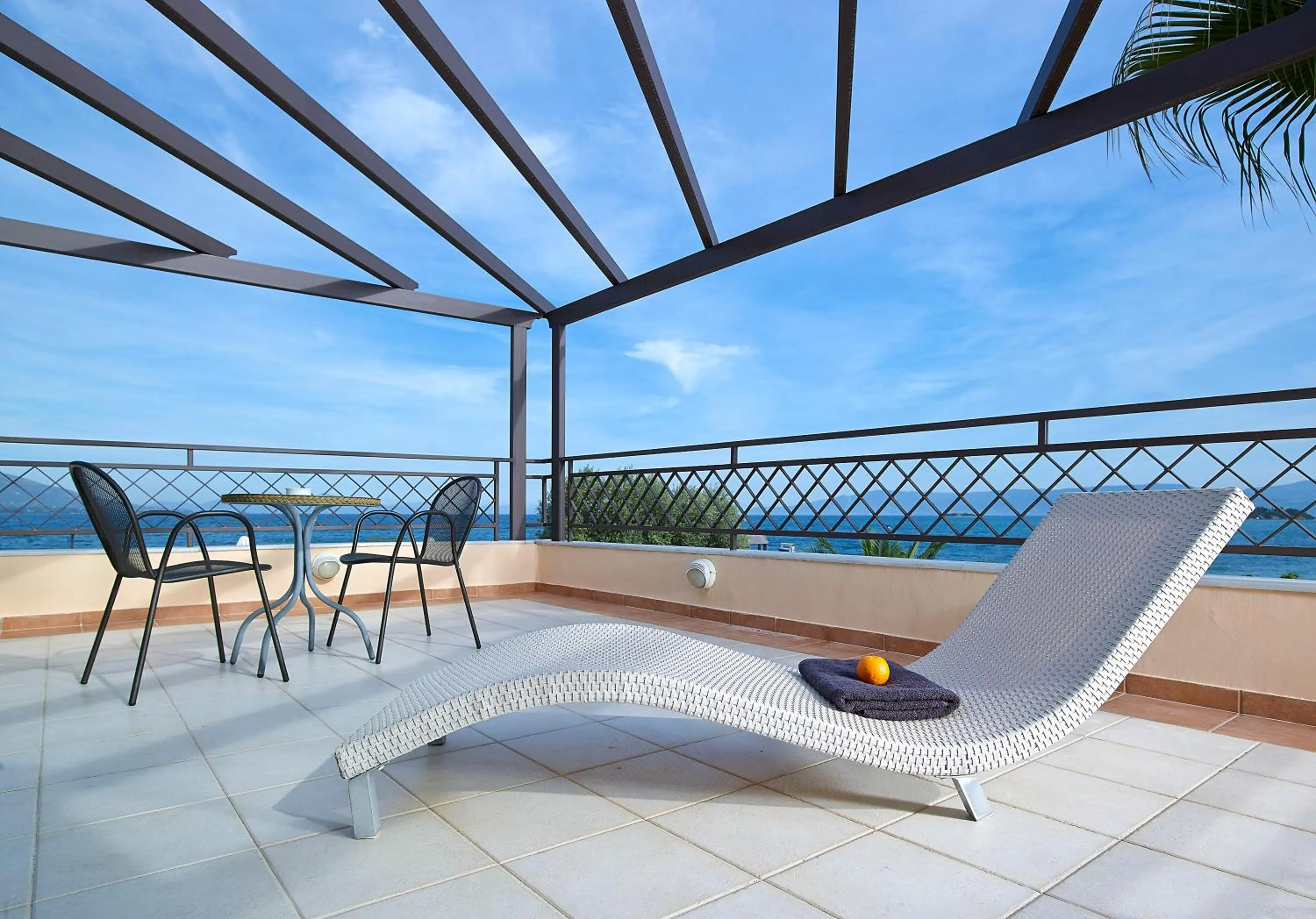 Patio in Avantis Suites Hotel