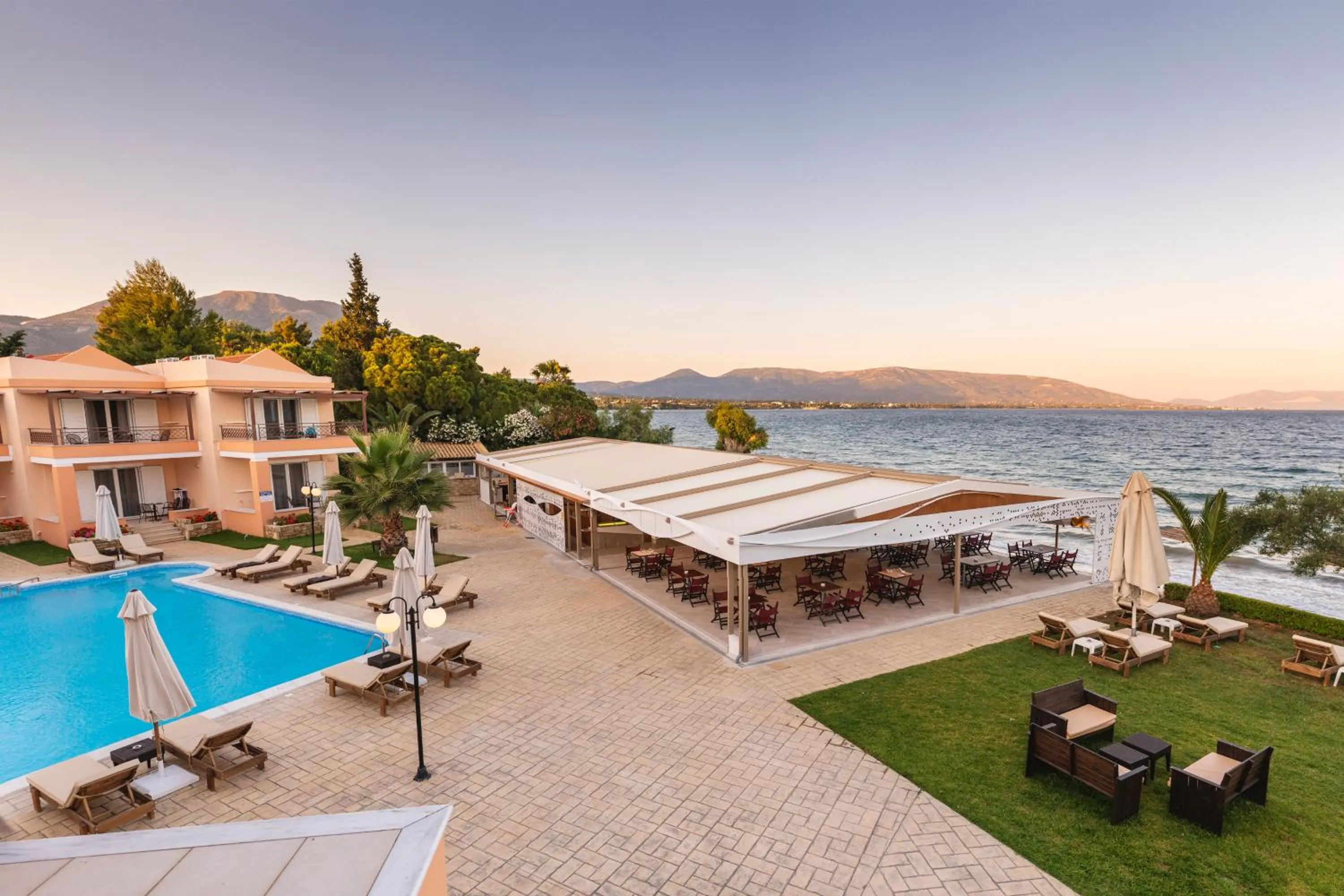 Property building in Avantis Suites Hotel