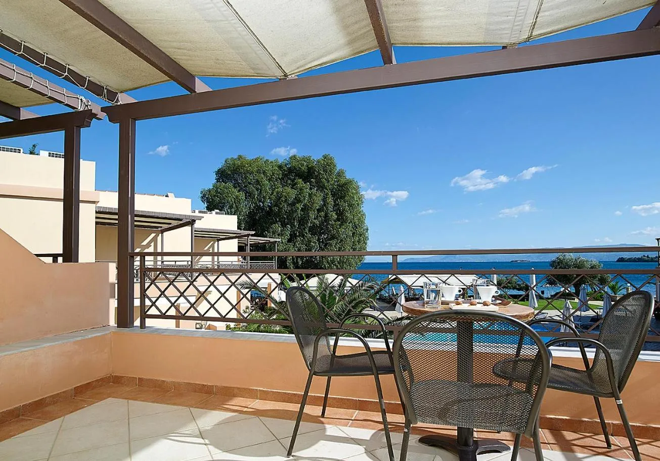 Patio in Avantis Suites Hotel