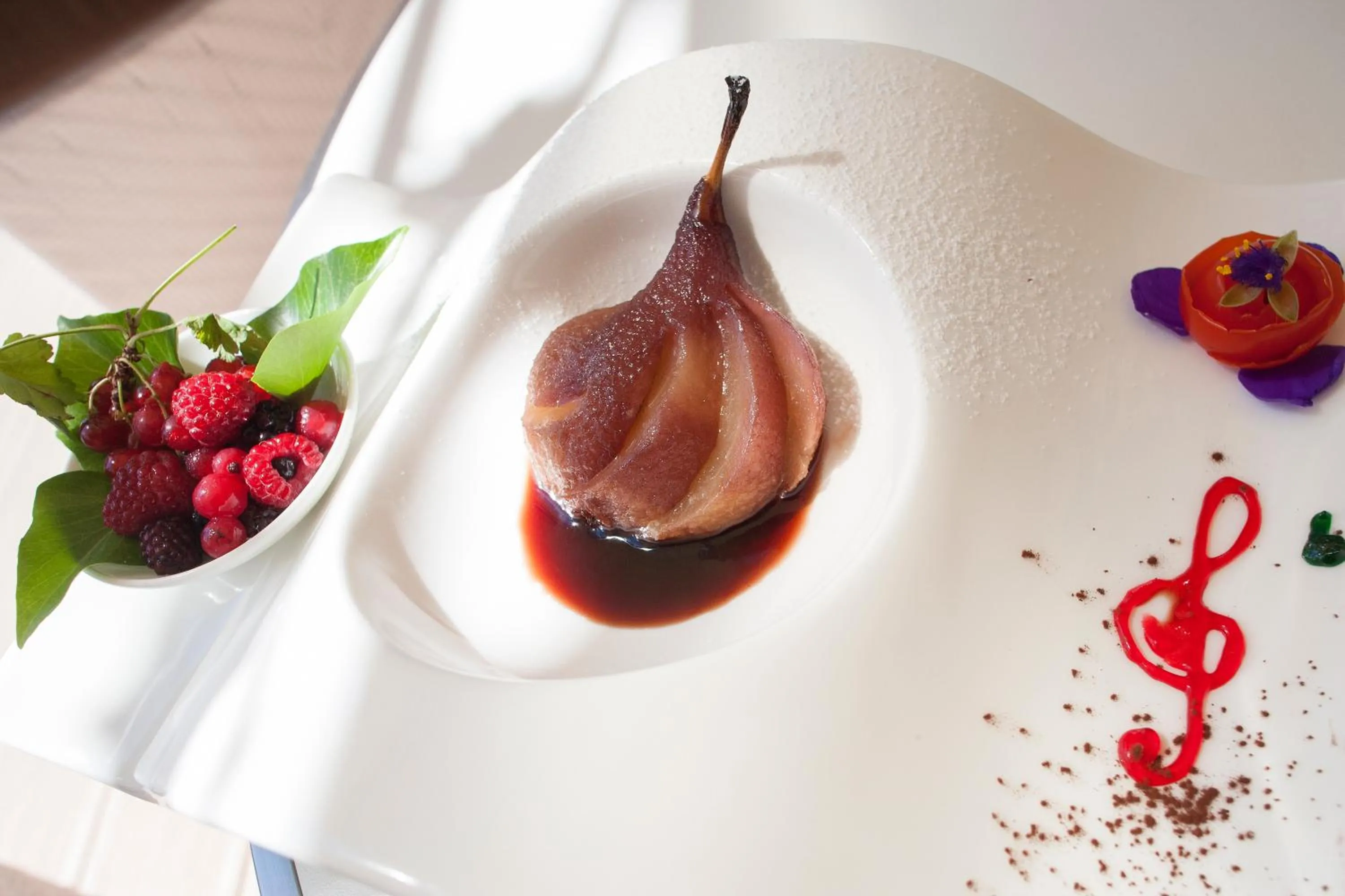 Restaurant/places to eat in Hotel Luis