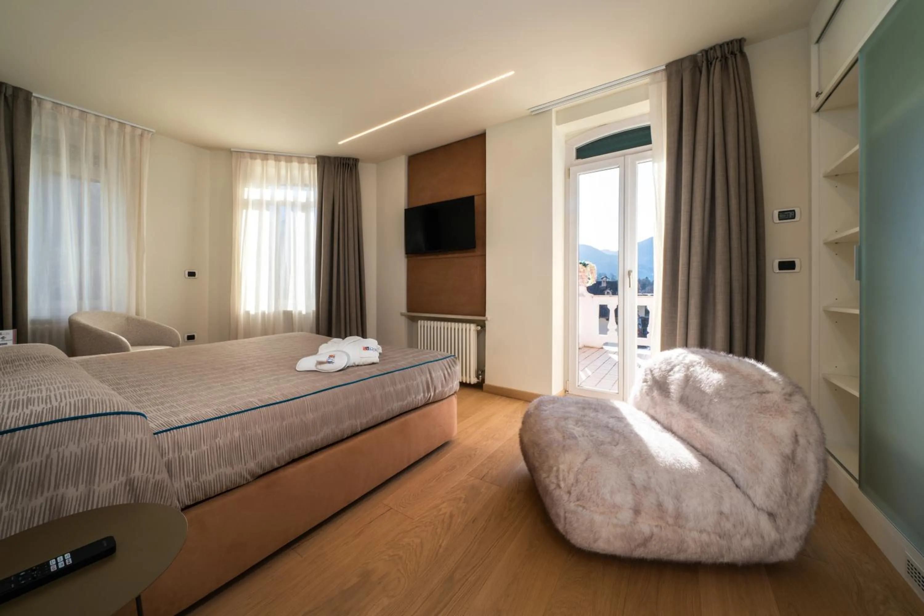 Photo of the whole room, Bed in Hotel Luis