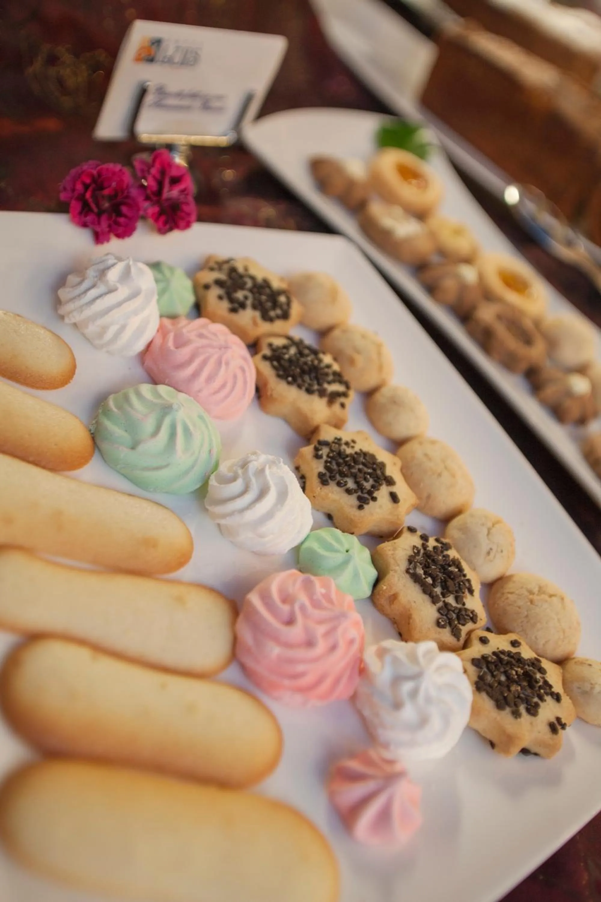 Restaurant/places to eat in Hotel Luis