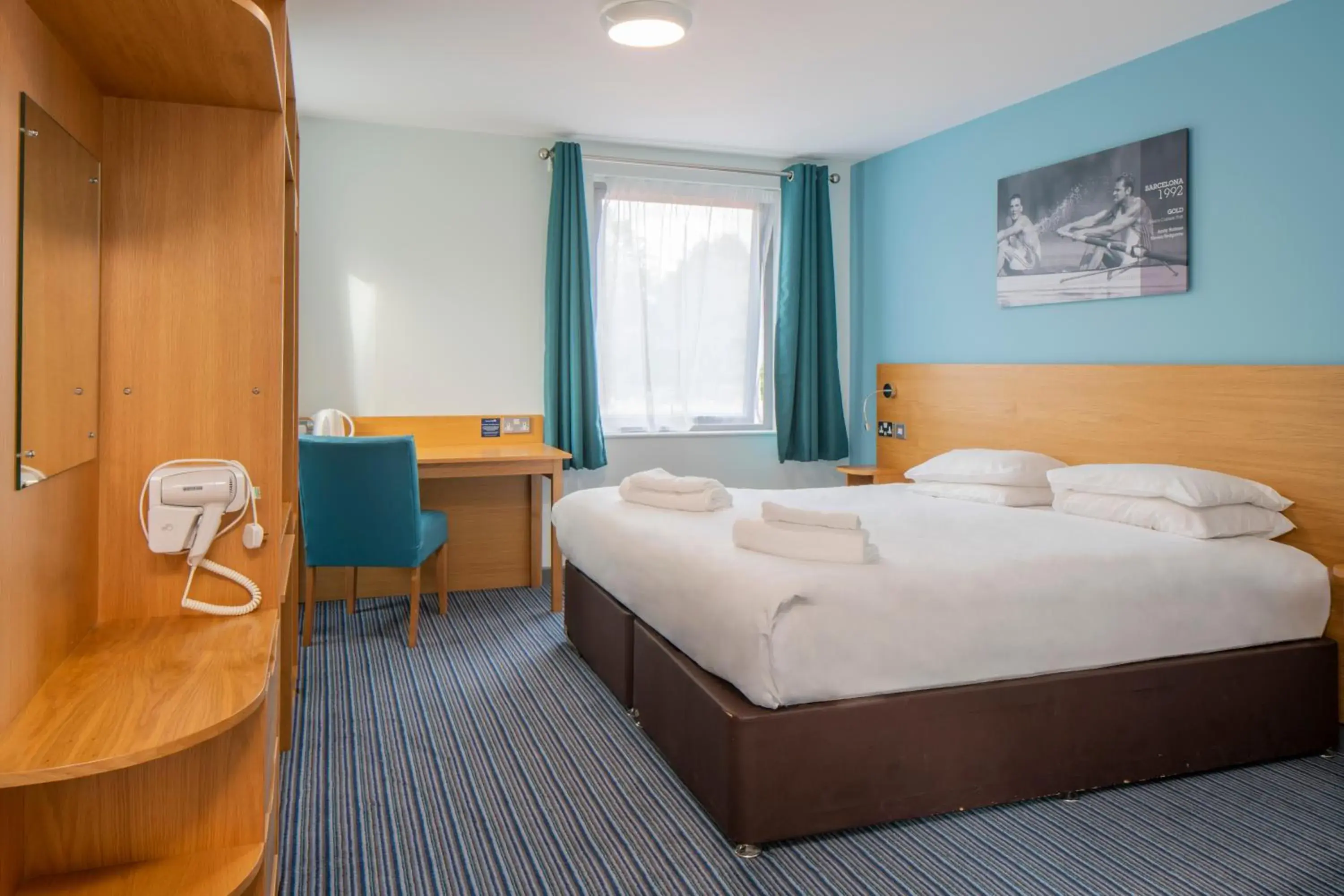 Standard Double Room in Bisham Abbey National Sports Centre Standard Double Room in Bisham Abbey National Sports Centre