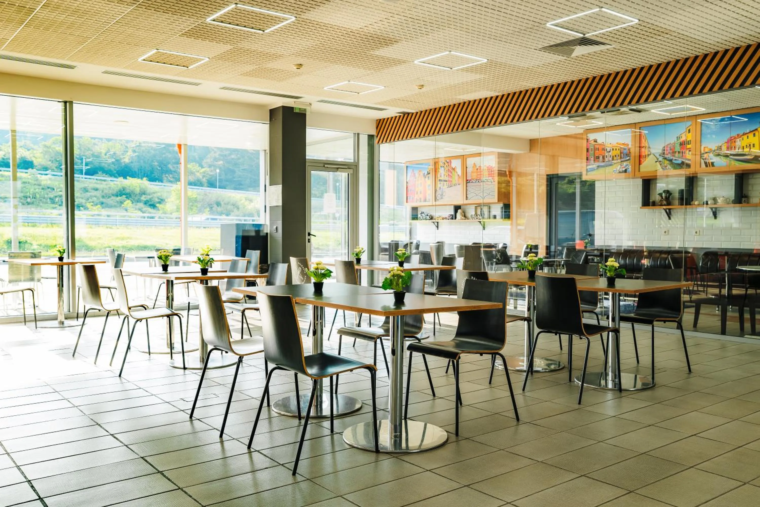 Restaurant/places to eat in Hotel Ihtiman