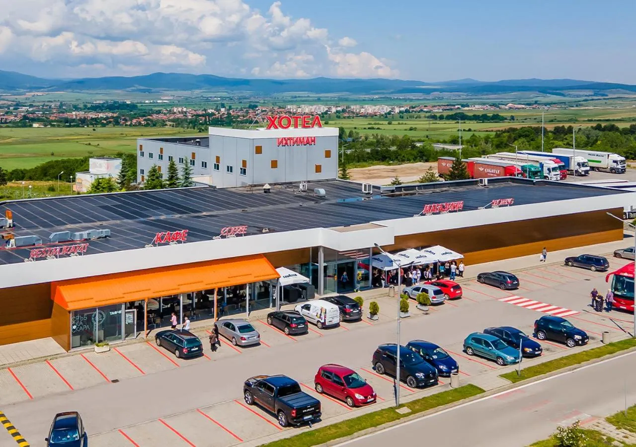 Property building in Hotel Ihtiman