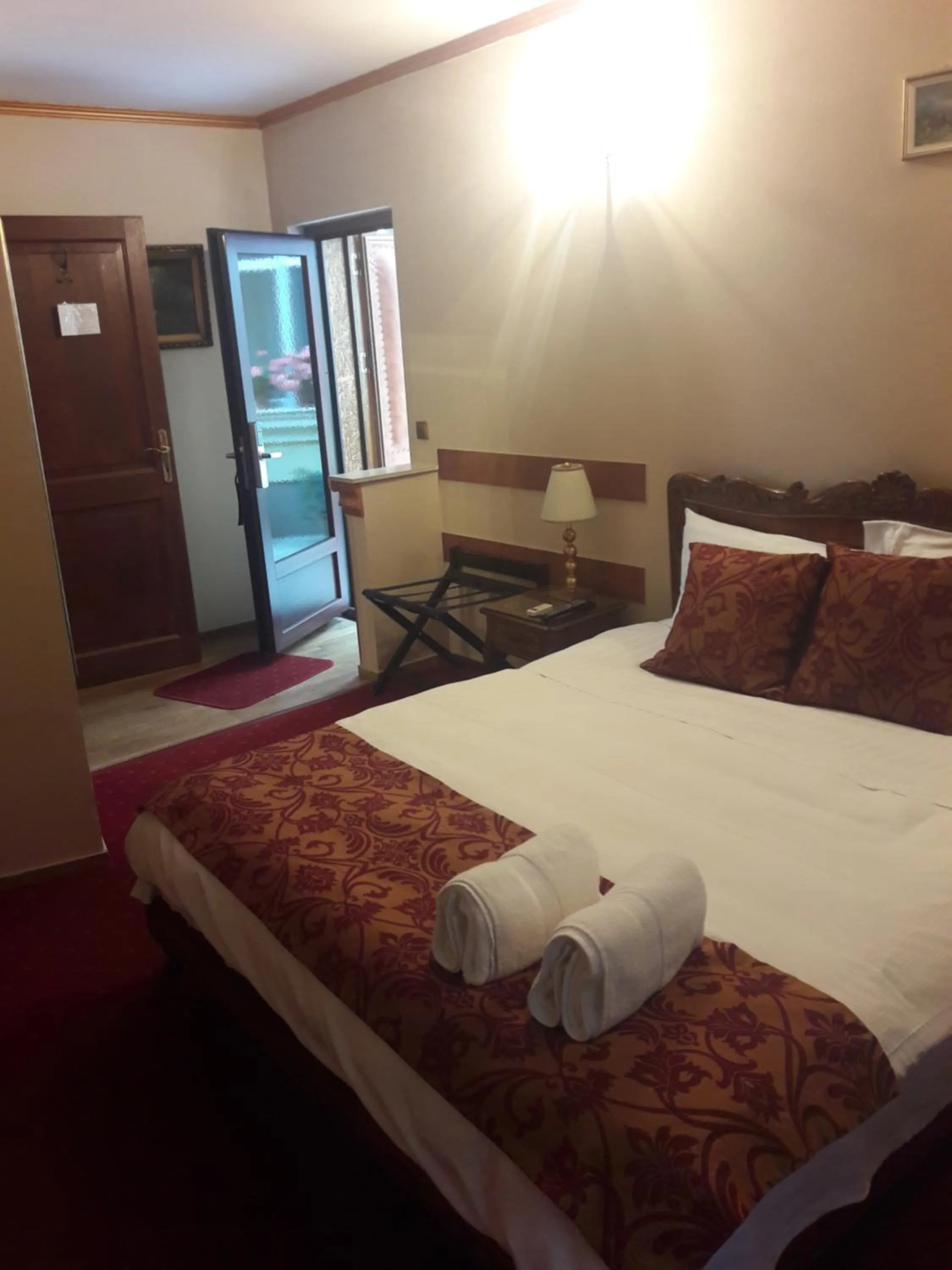 Bedroom, Bed in Hotel Boutique Monaco