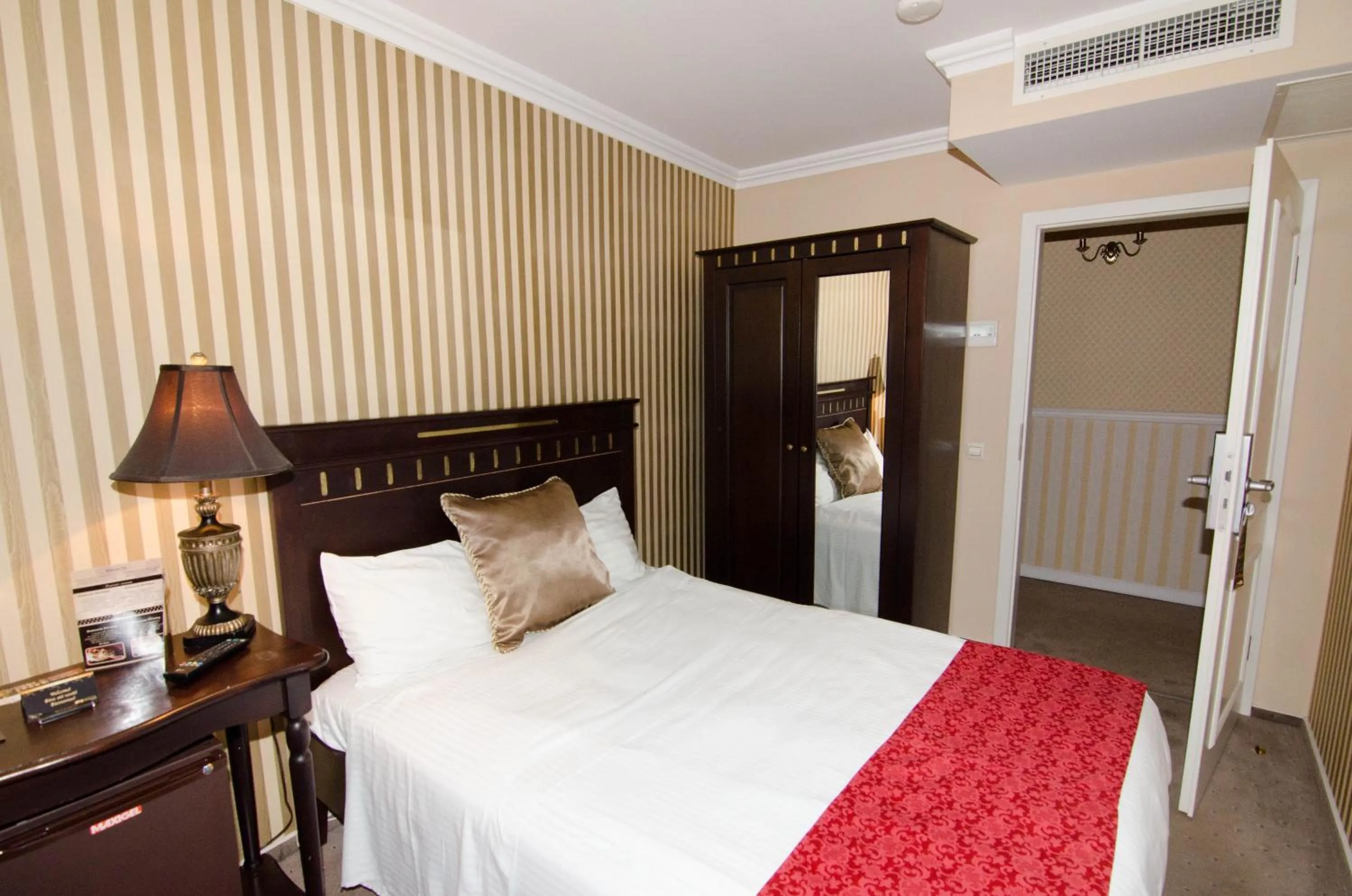 Bed in Hotel Boutique Monaco